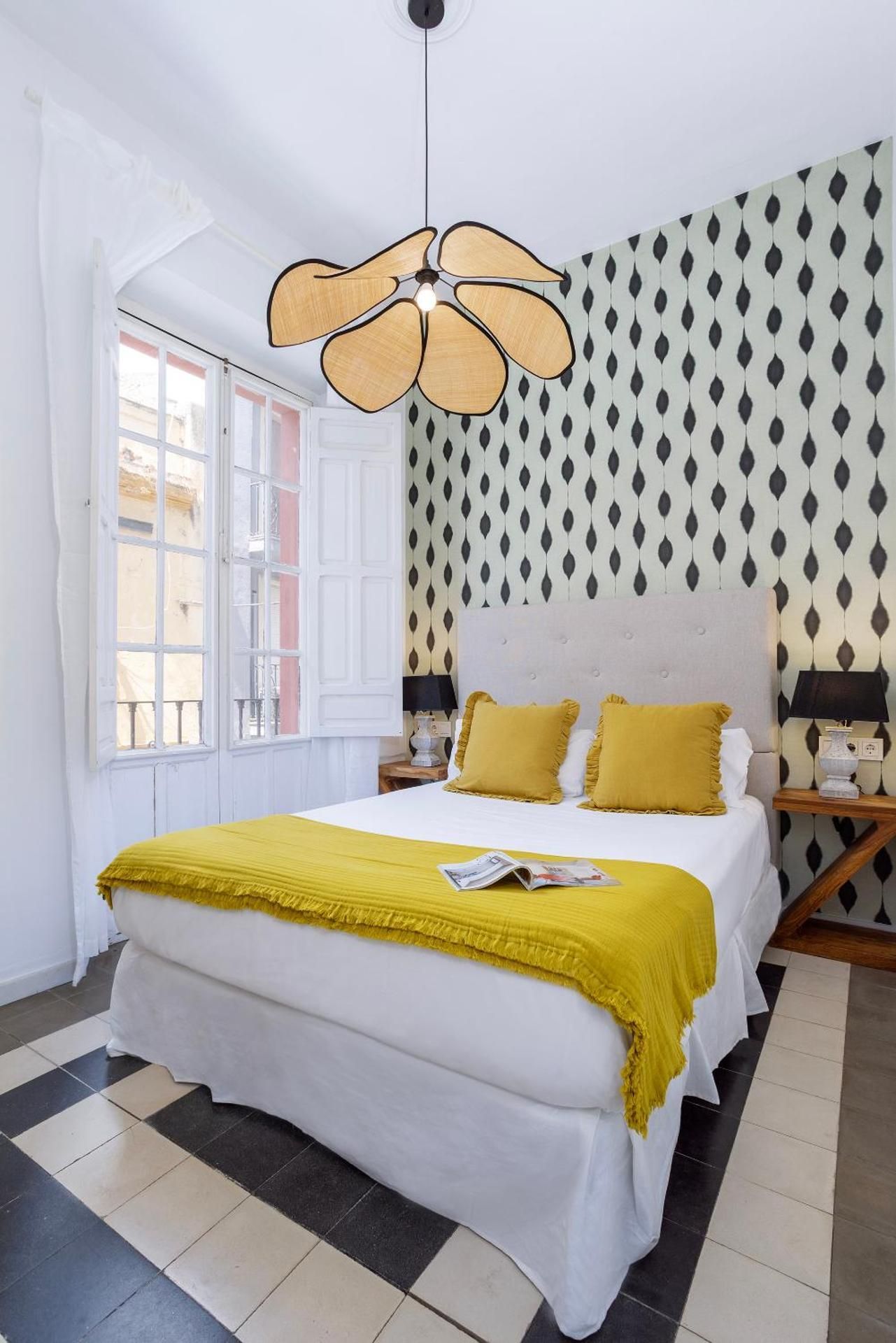 Two-Bedroom Apartment with Terrace (external access)