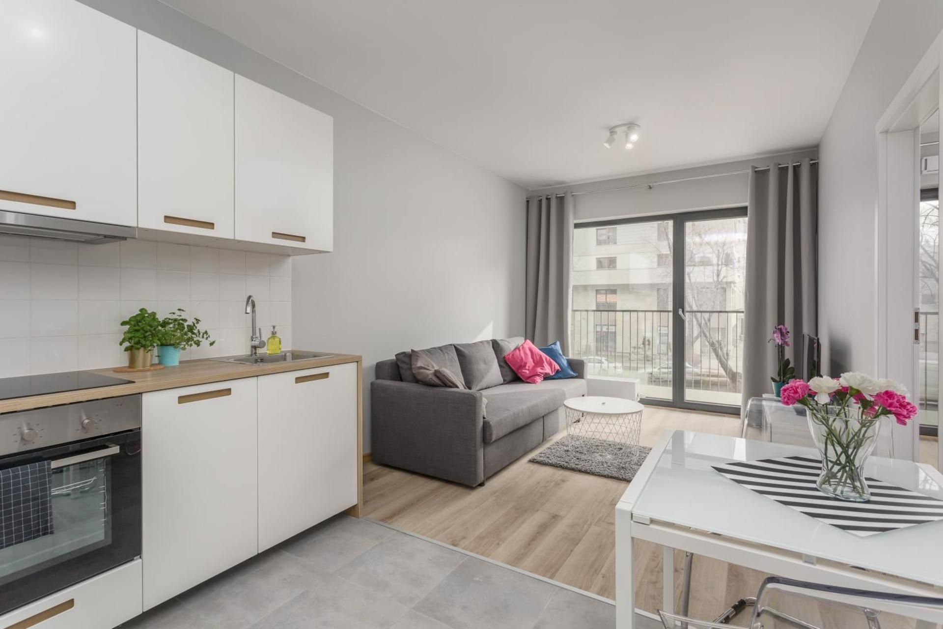 DELUXE APARTMENT