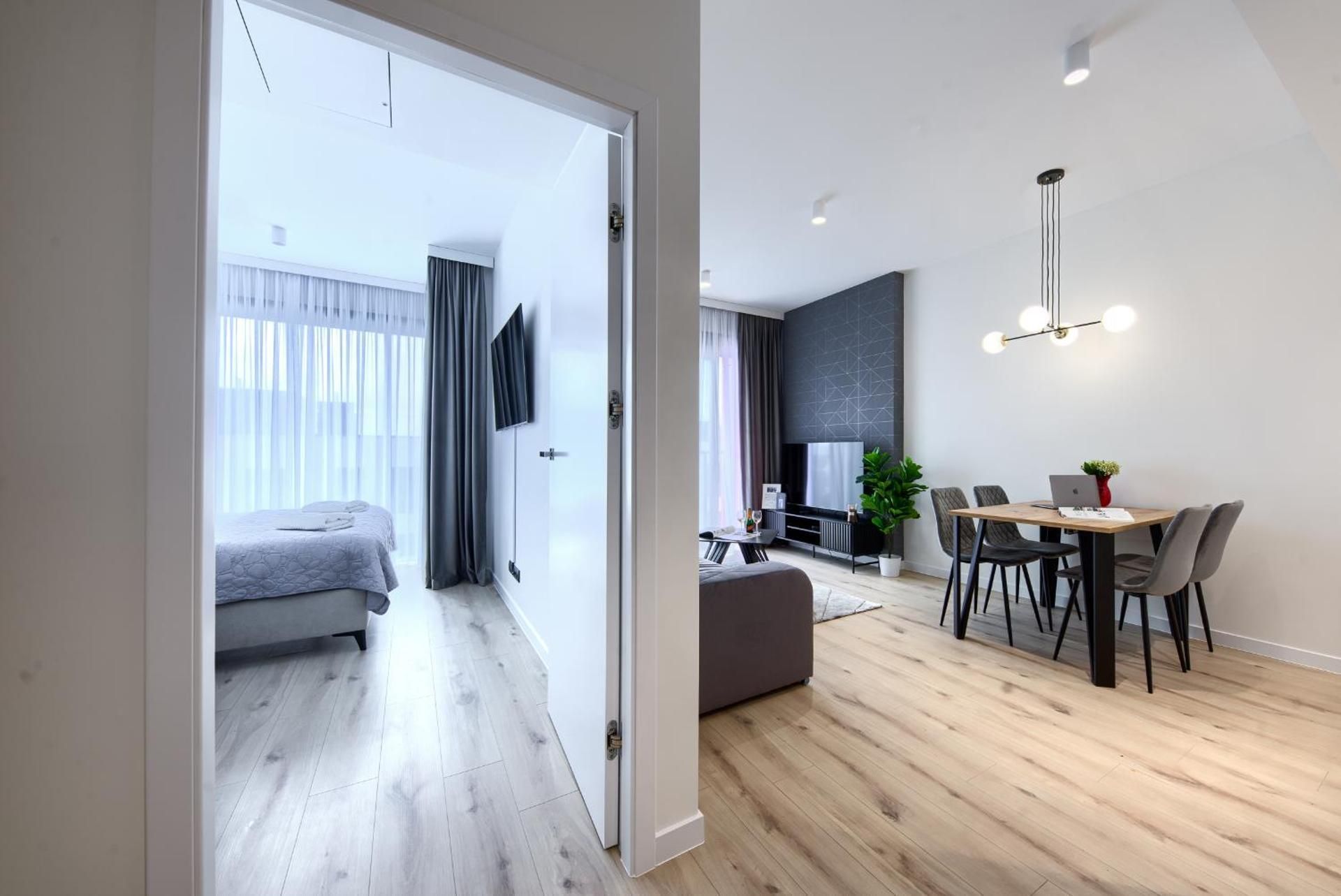 Superior One-Bedroom Apartment