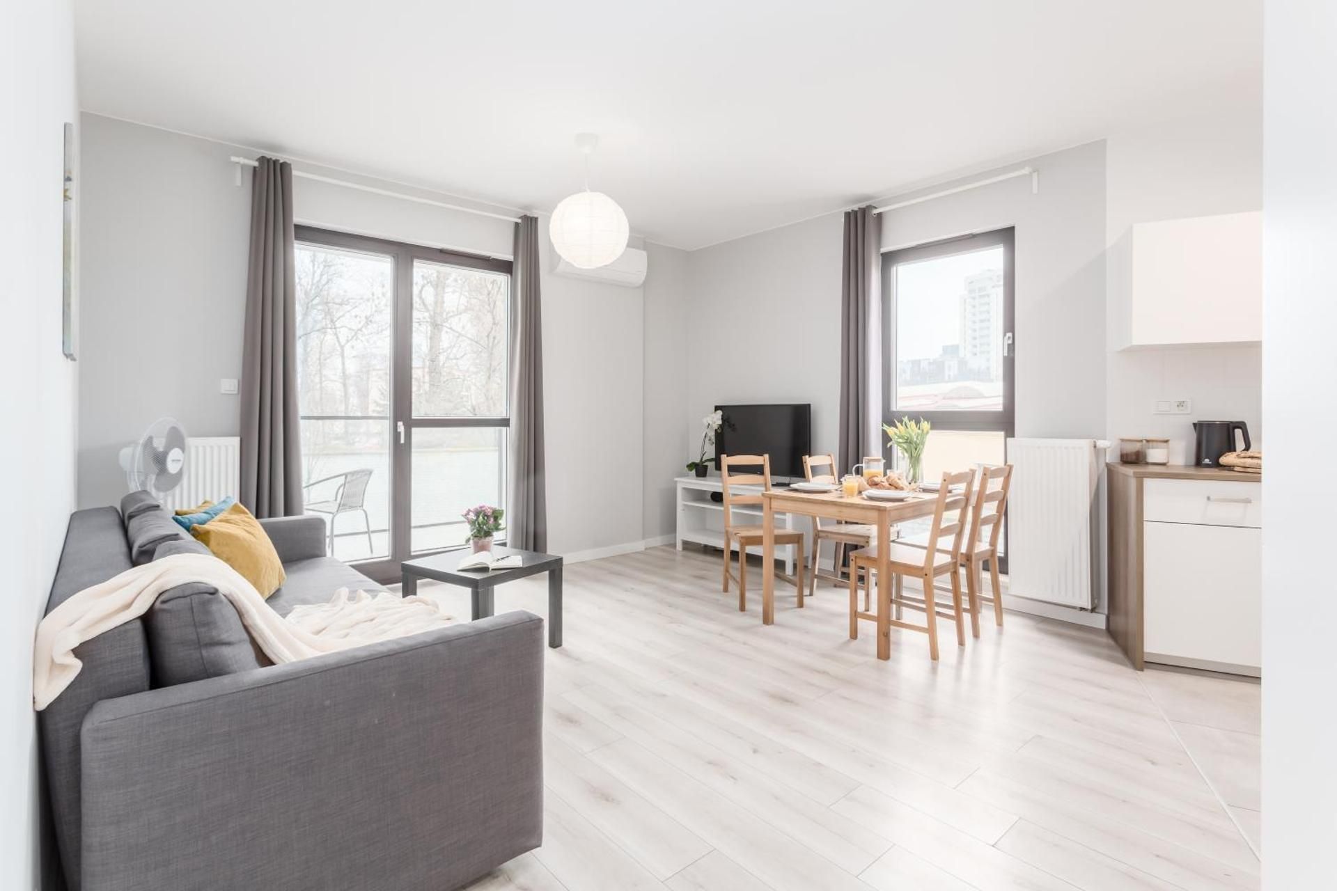 Warsaw City Apartments Two-Bedroom Apartment 3