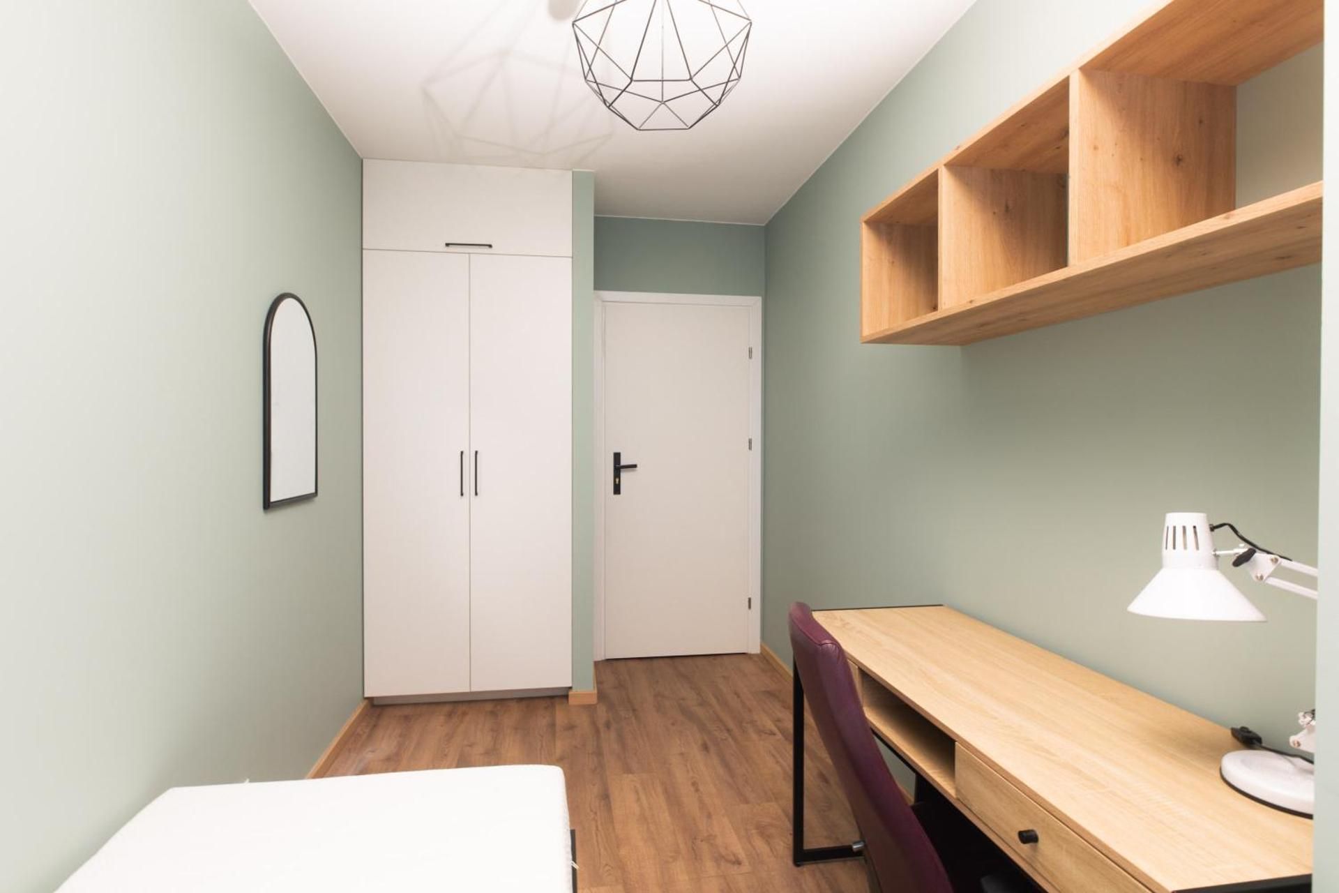 Standard Single Room with Shared Bathroom