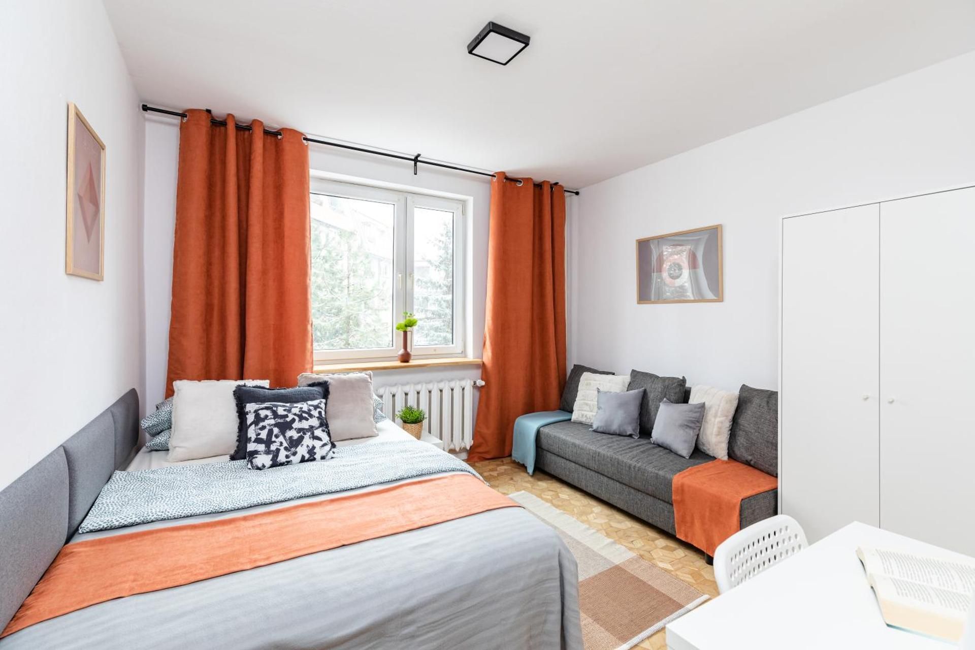 Basic Triple Room with Shared Bathroom
