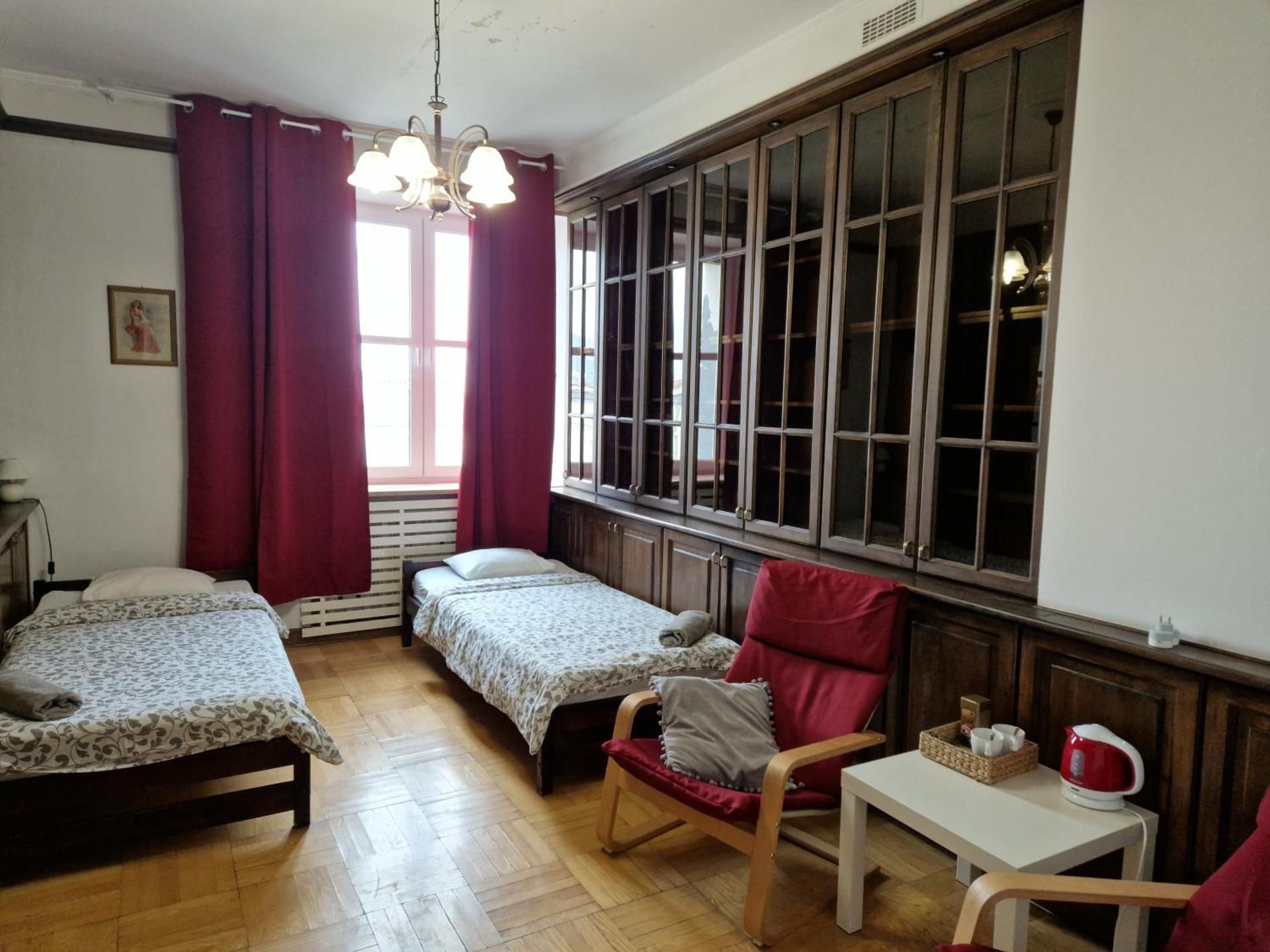 Twin Room with Shared Bathroom