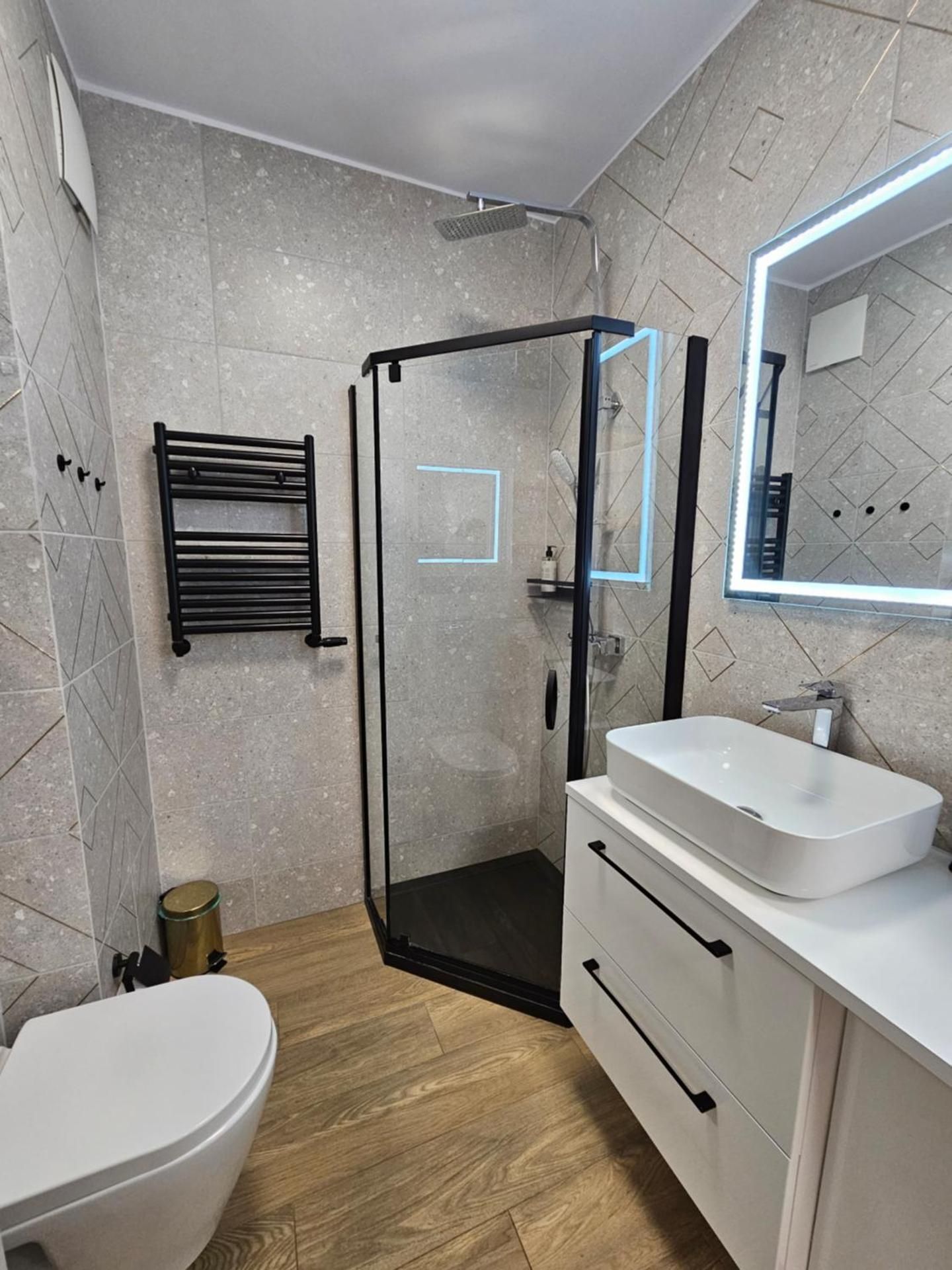 Standard Double Suite