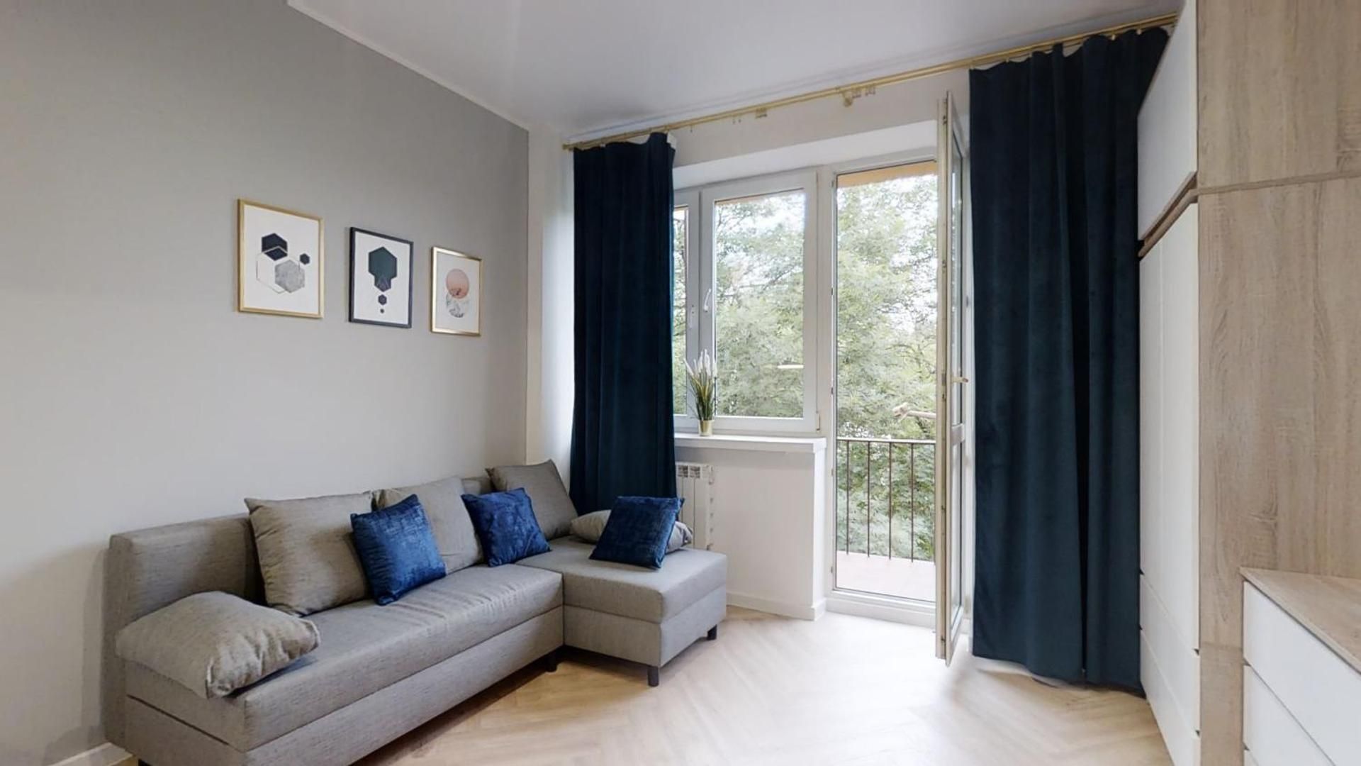 Studio Apartment
