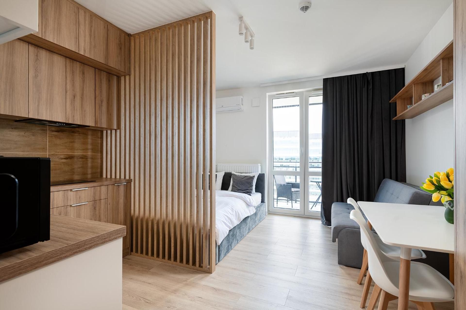 Studio Apartment with Balcony