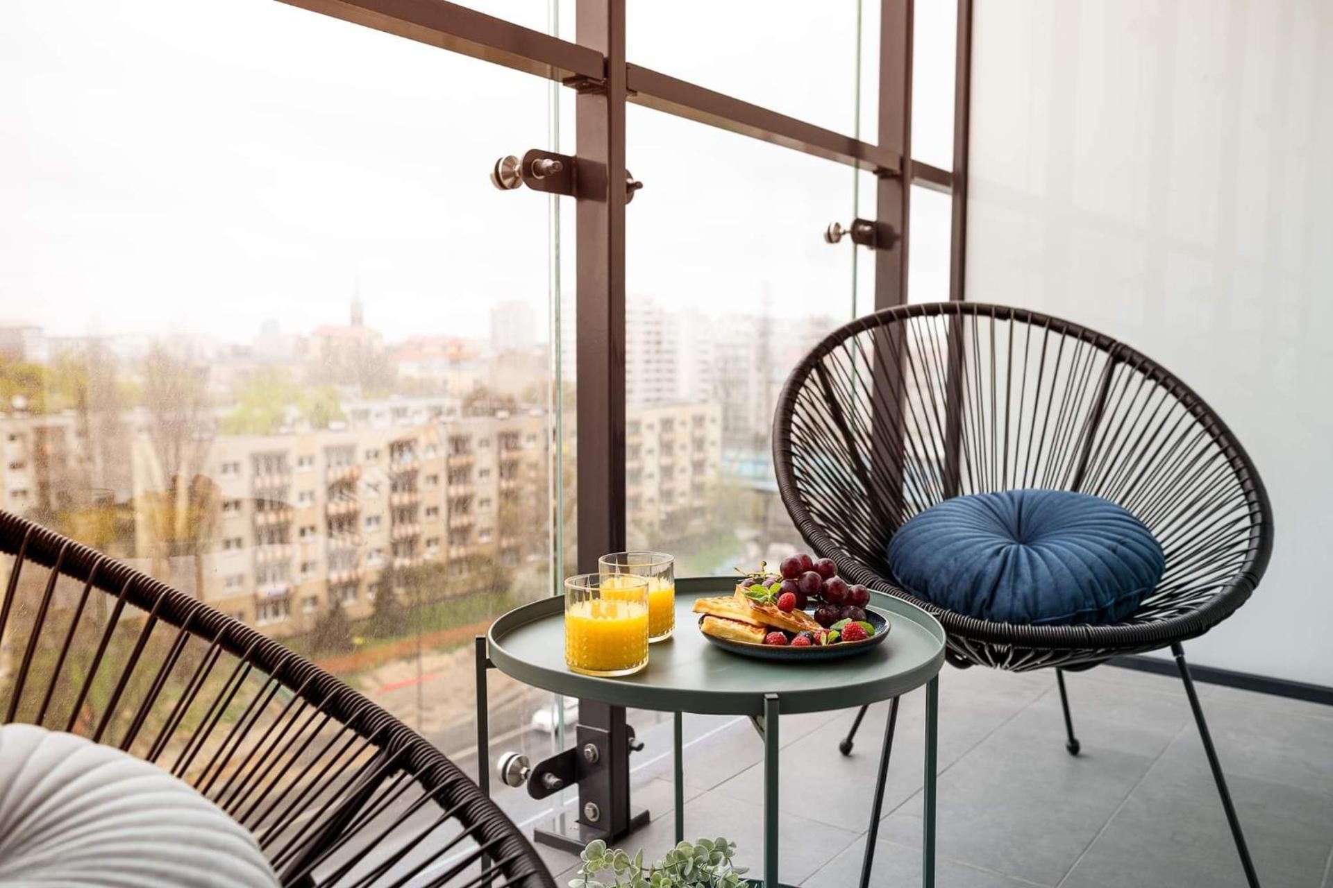 Luxury Design Apartments - Warsaw Tower Bliska Wola One-Bedroom Apartment 2