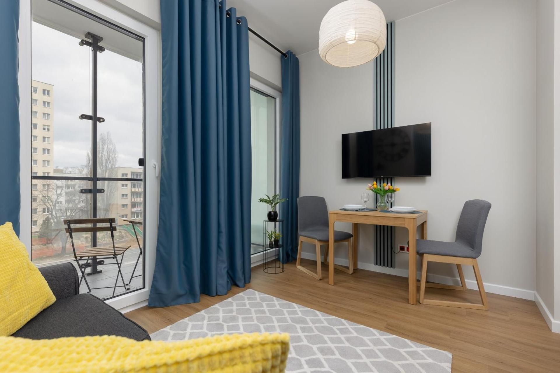 Studio with Balcony