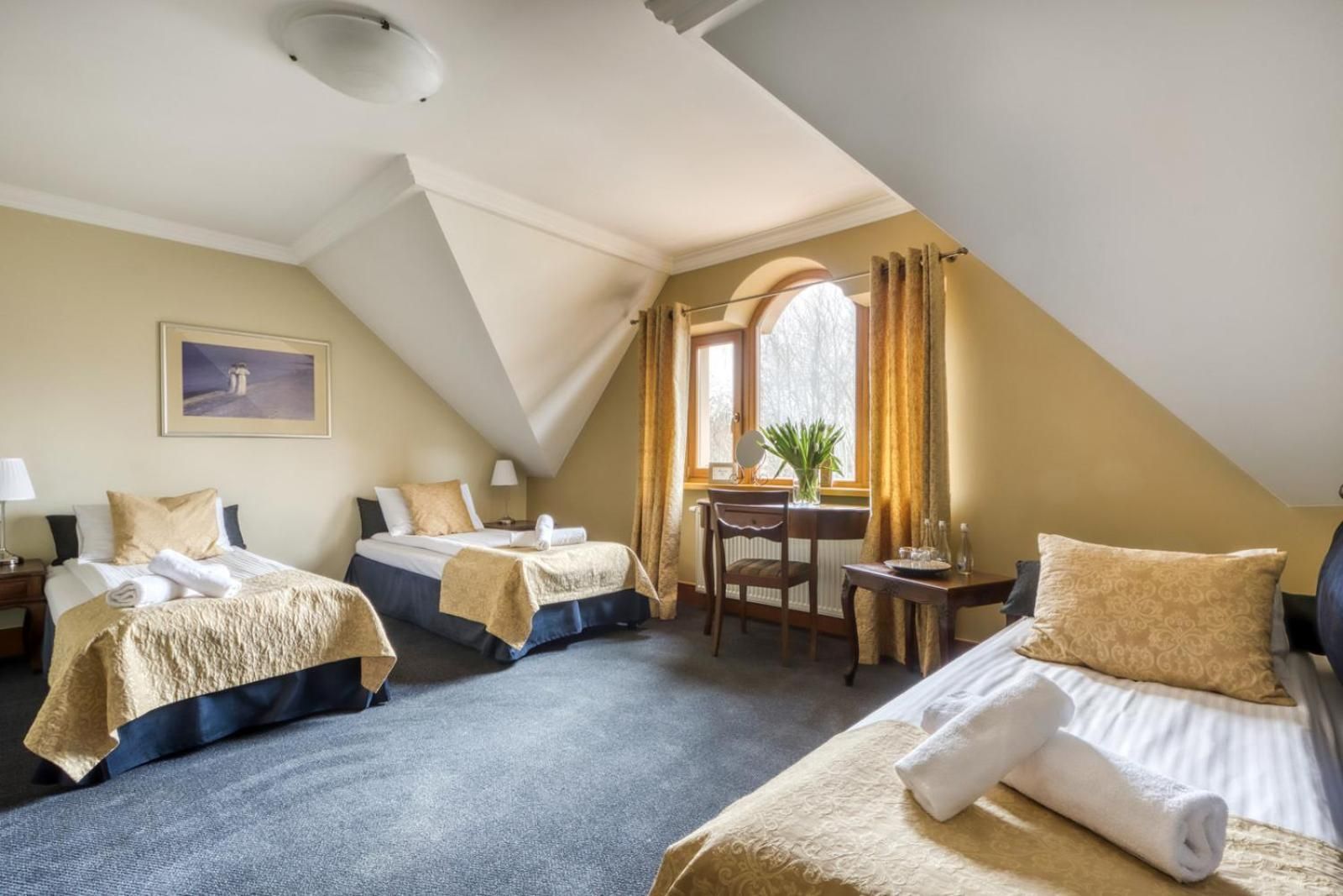 Triple Room