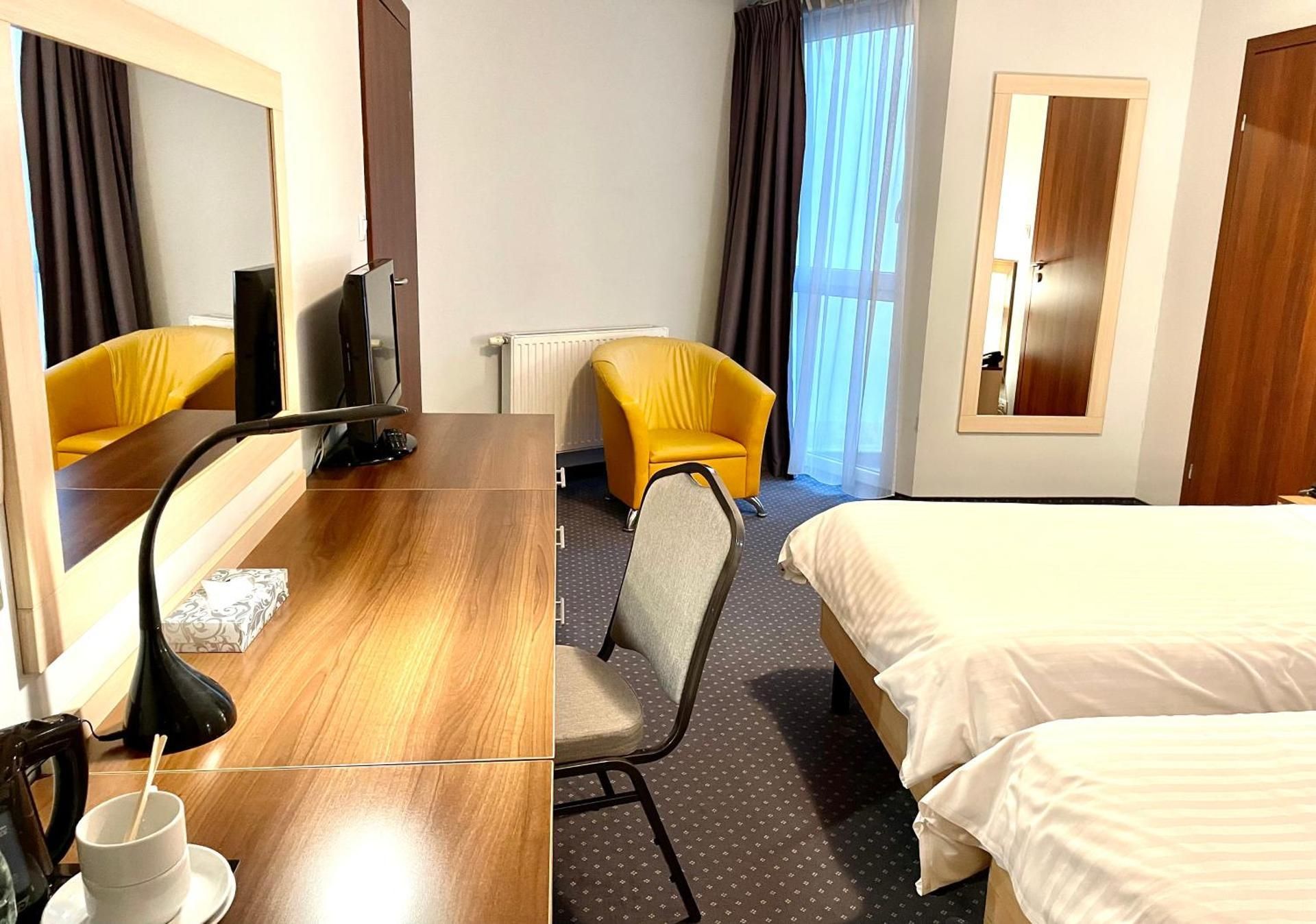 Economy Twin Room
