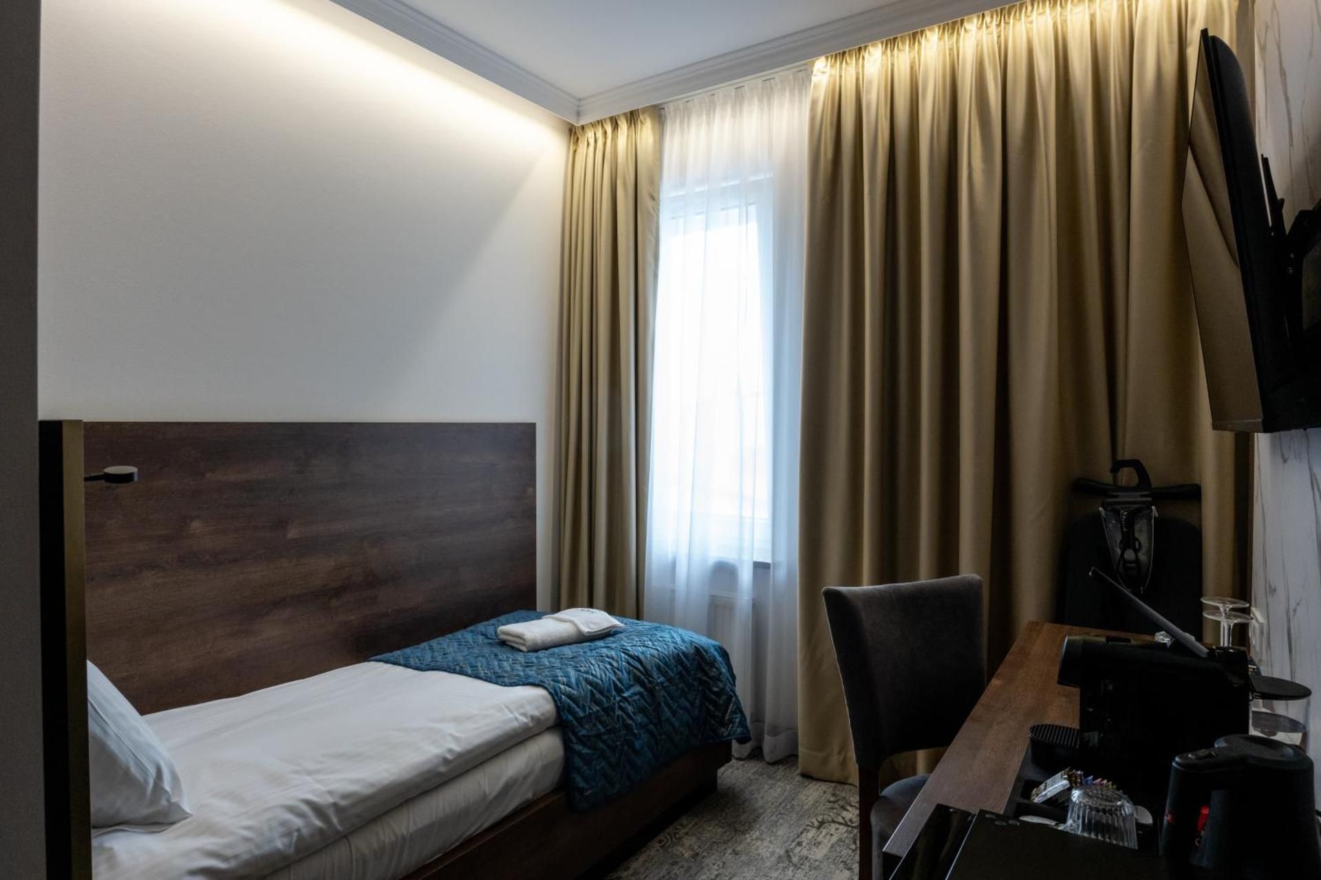 Budget Single Room