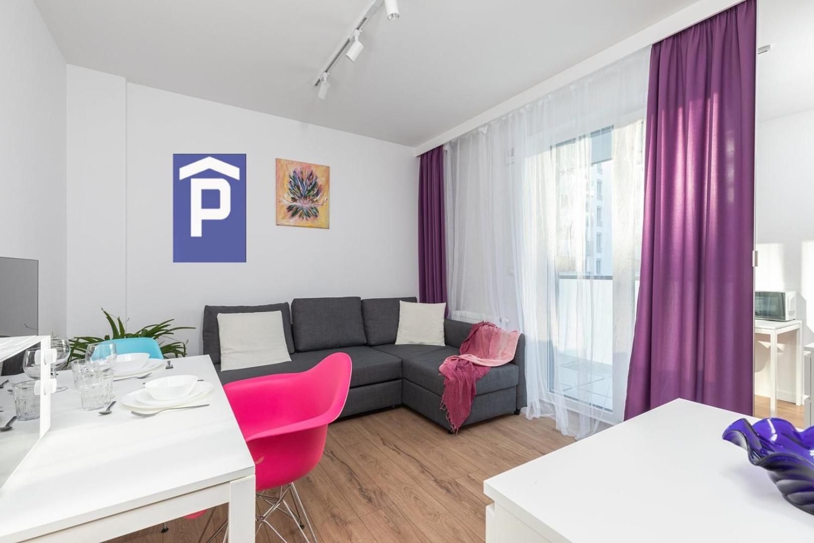 Studio with Sofa Bed