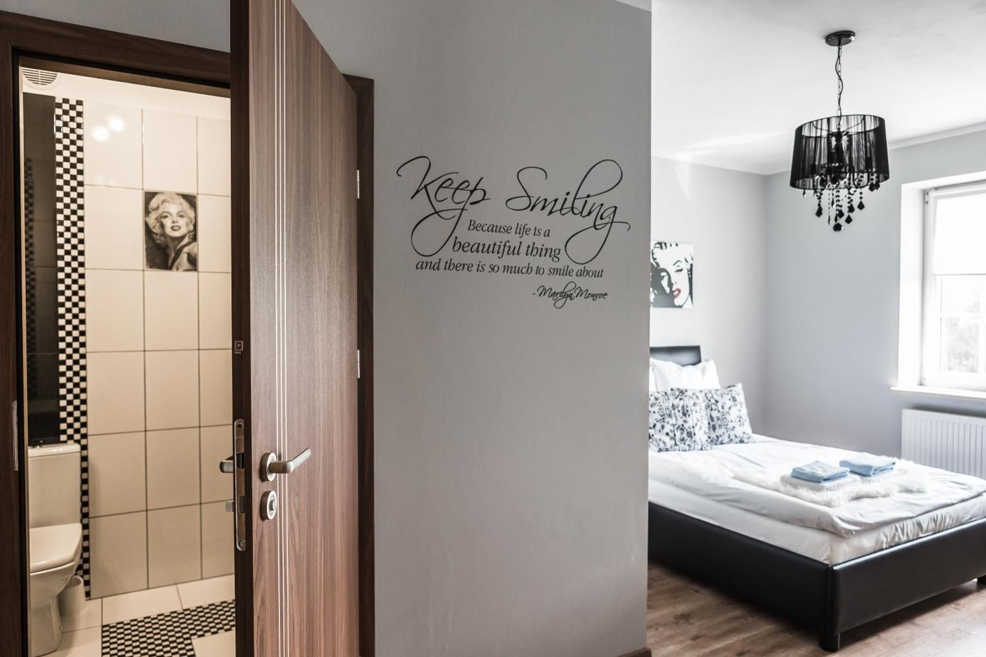 Classic Double Room with Bath