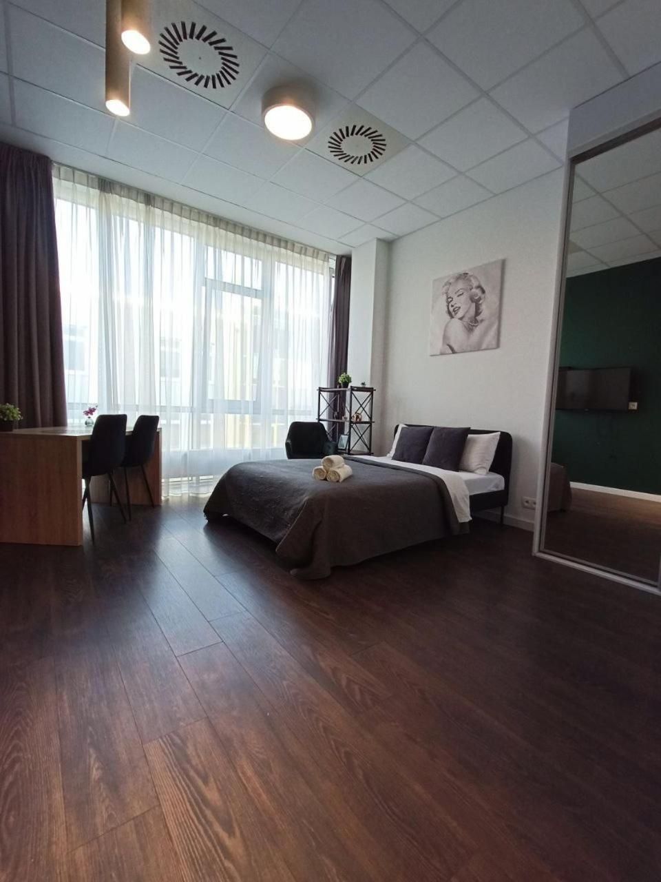 Studio with Sofa Bed