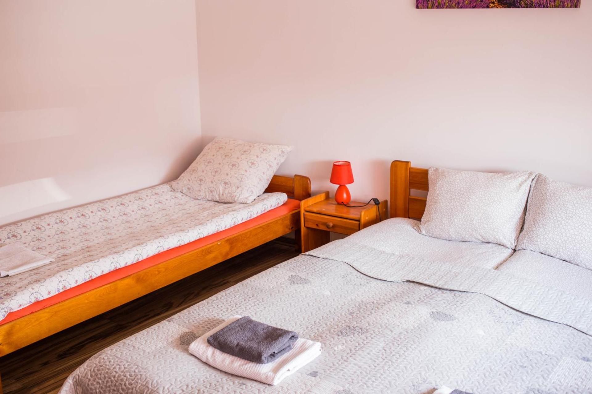 Economy Triple Room with Shared Bathroom