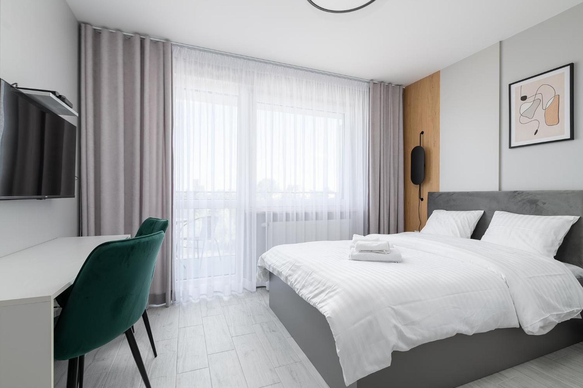 Studio Apartment with Balcony