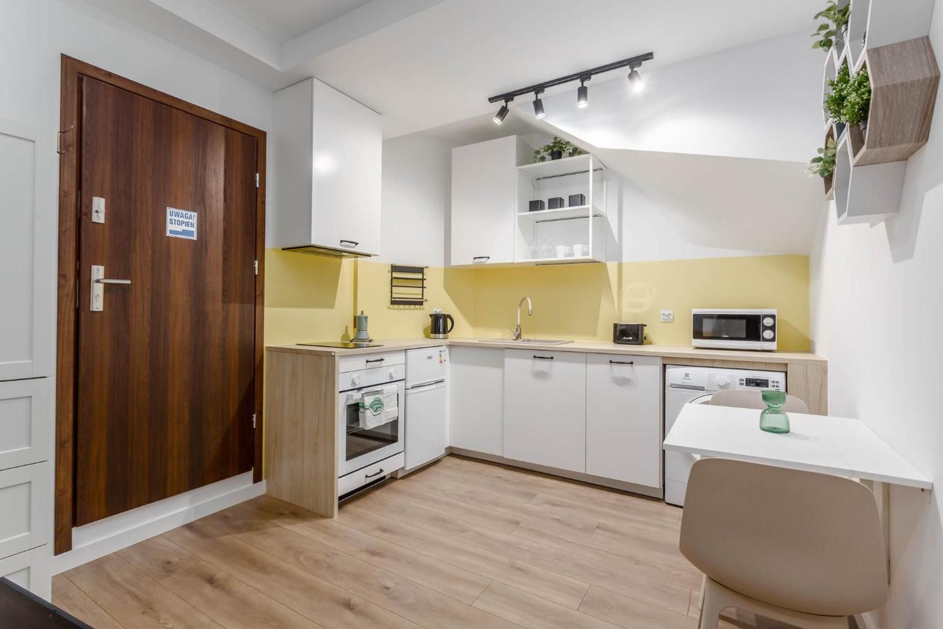 Studio for 2 people with separate bathroom