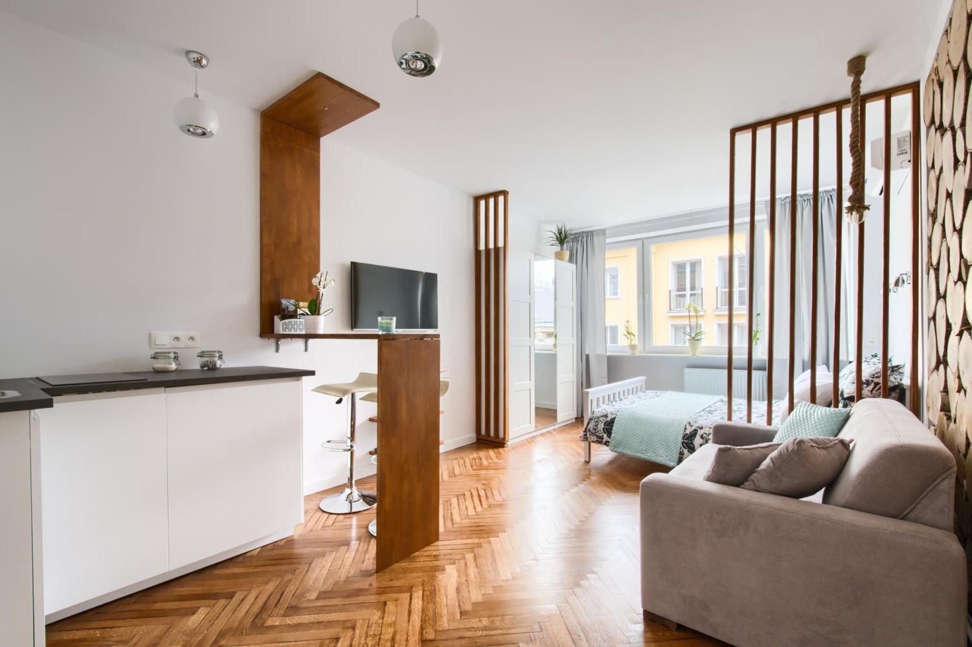 Studio Apartment