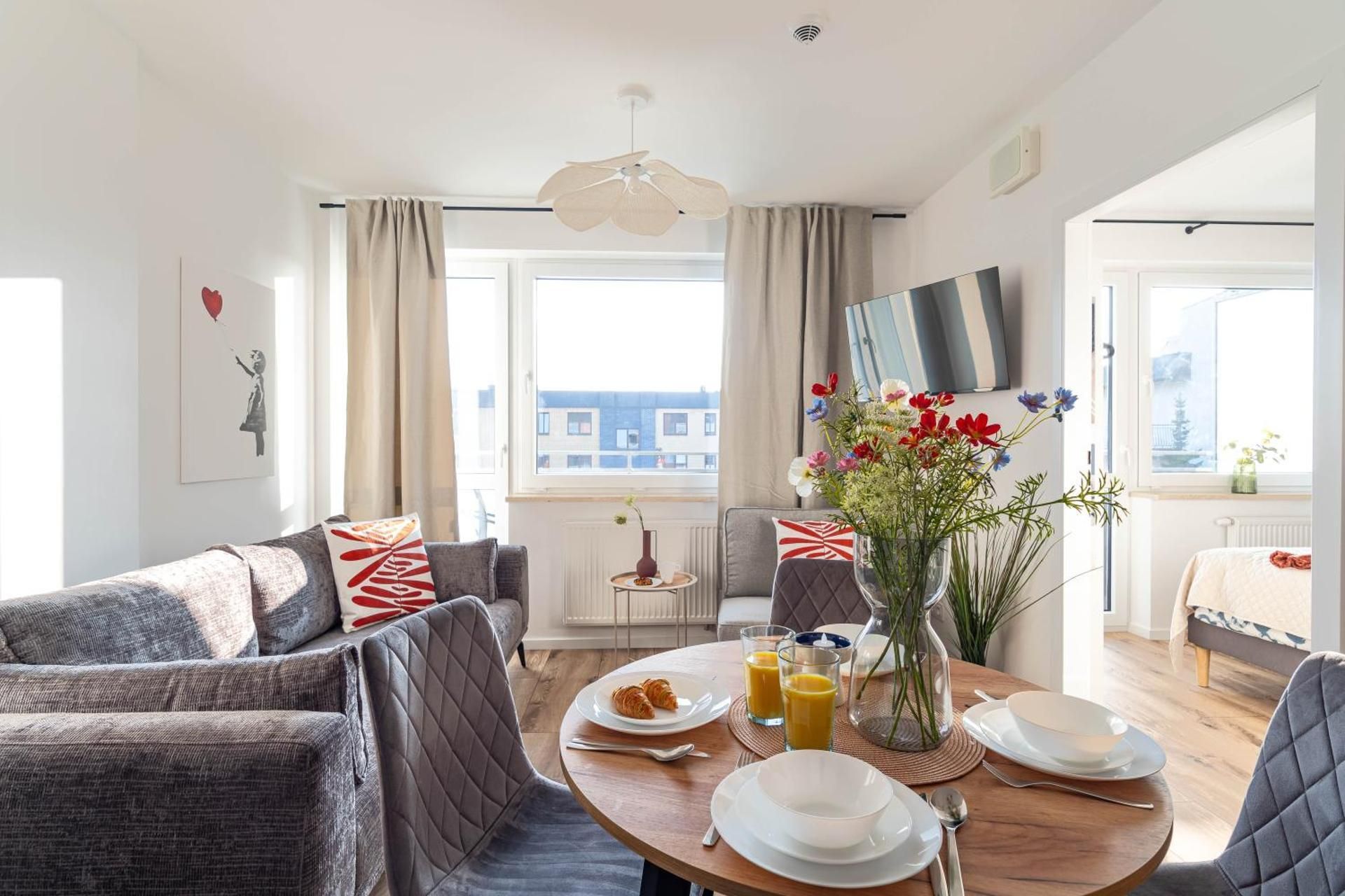 One-Bedroom Apartment