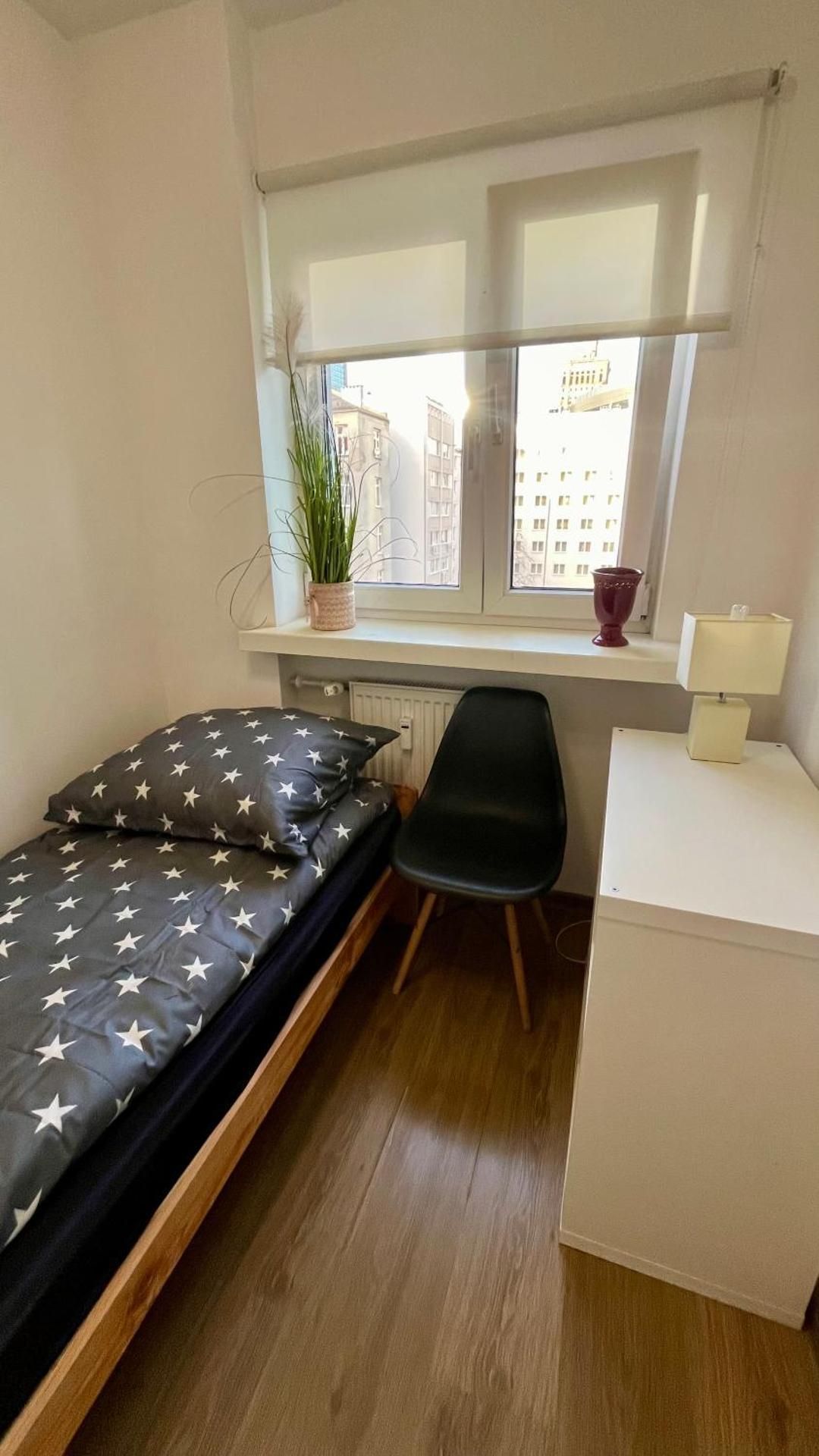 Single Room with Shared Bathroom