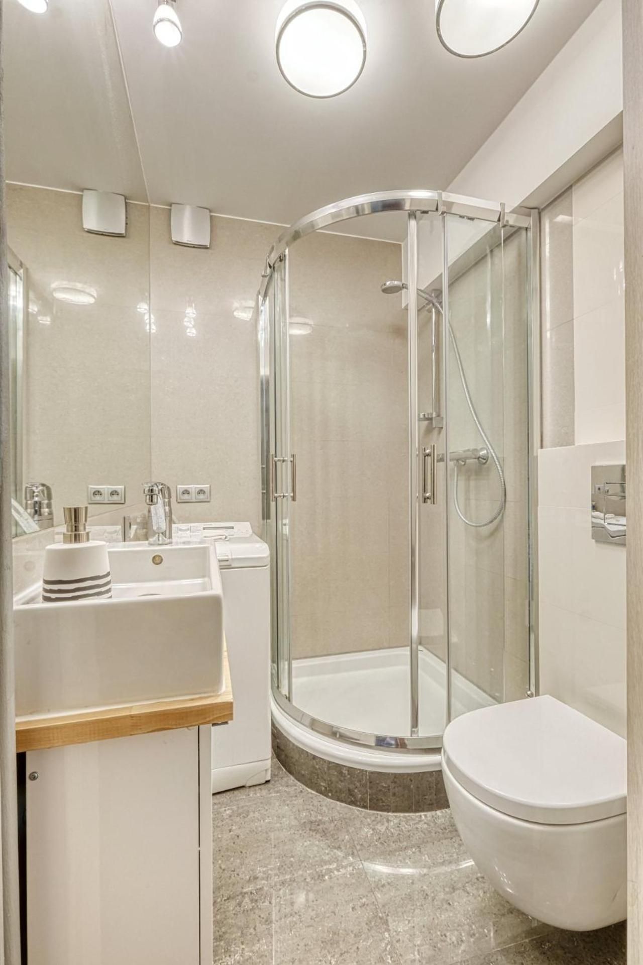 Plater Residence Apartments Apartment with Balcony 2