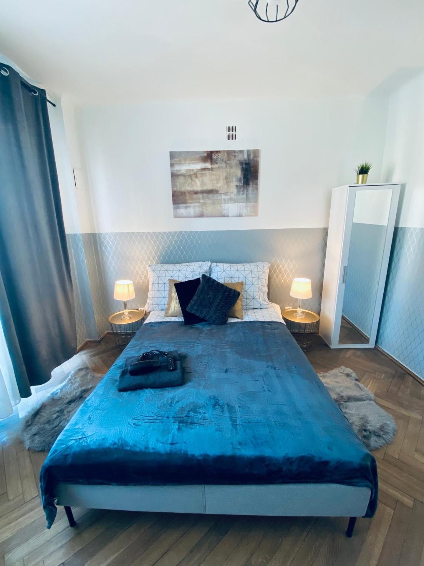 Standard Double Room with Shared Bathroom
