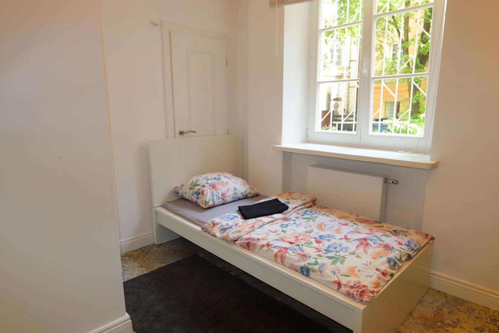 Large Single Room