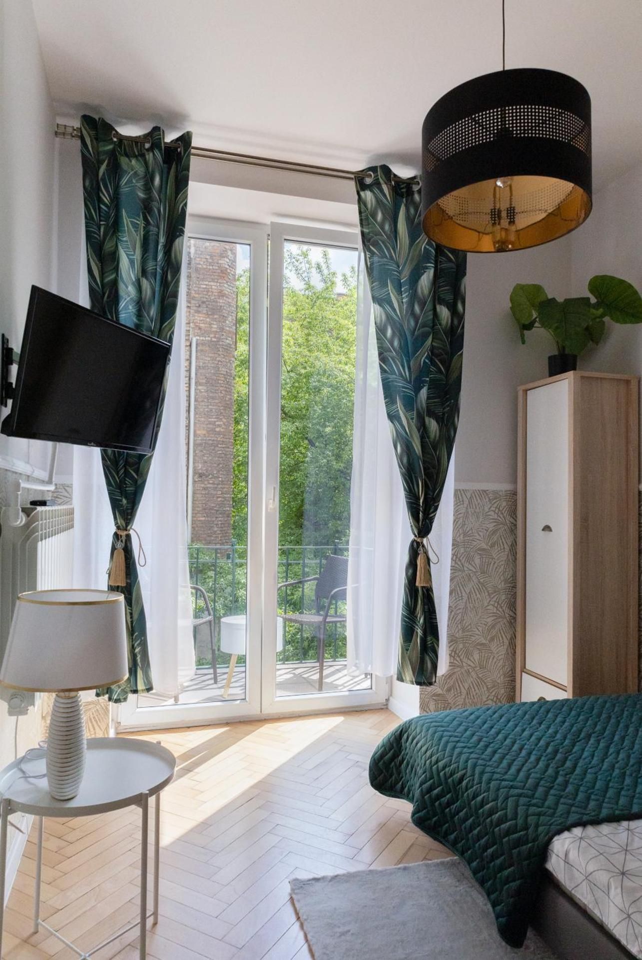 Double Room with Shared Bathroom