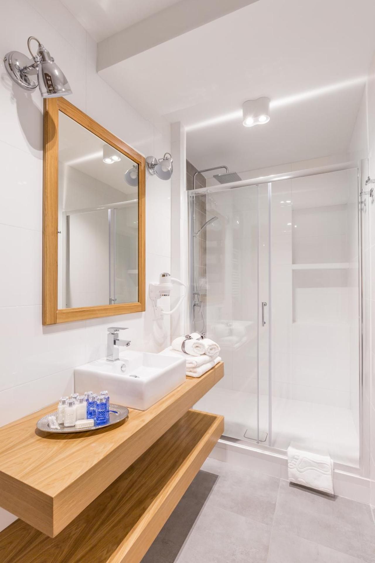 GLAM APARTMENTS city center Superior Apartment with Terrace