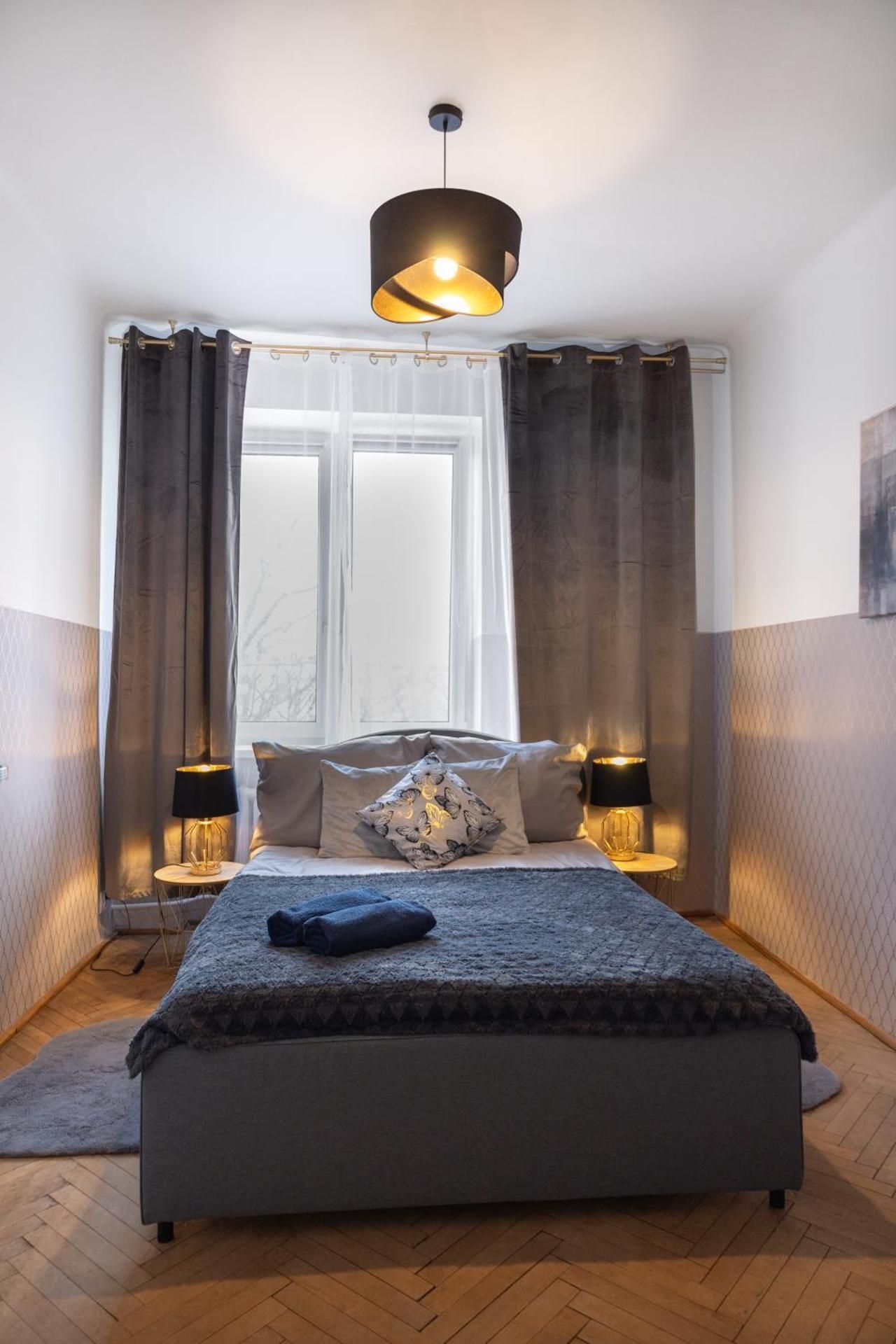 Standard Double Room with Shared Bathroom