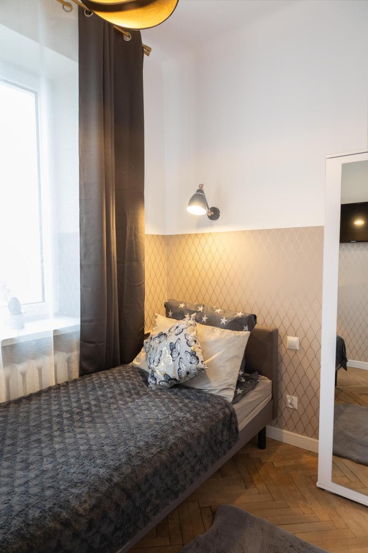 Standard Single Room with Shared Bathroom