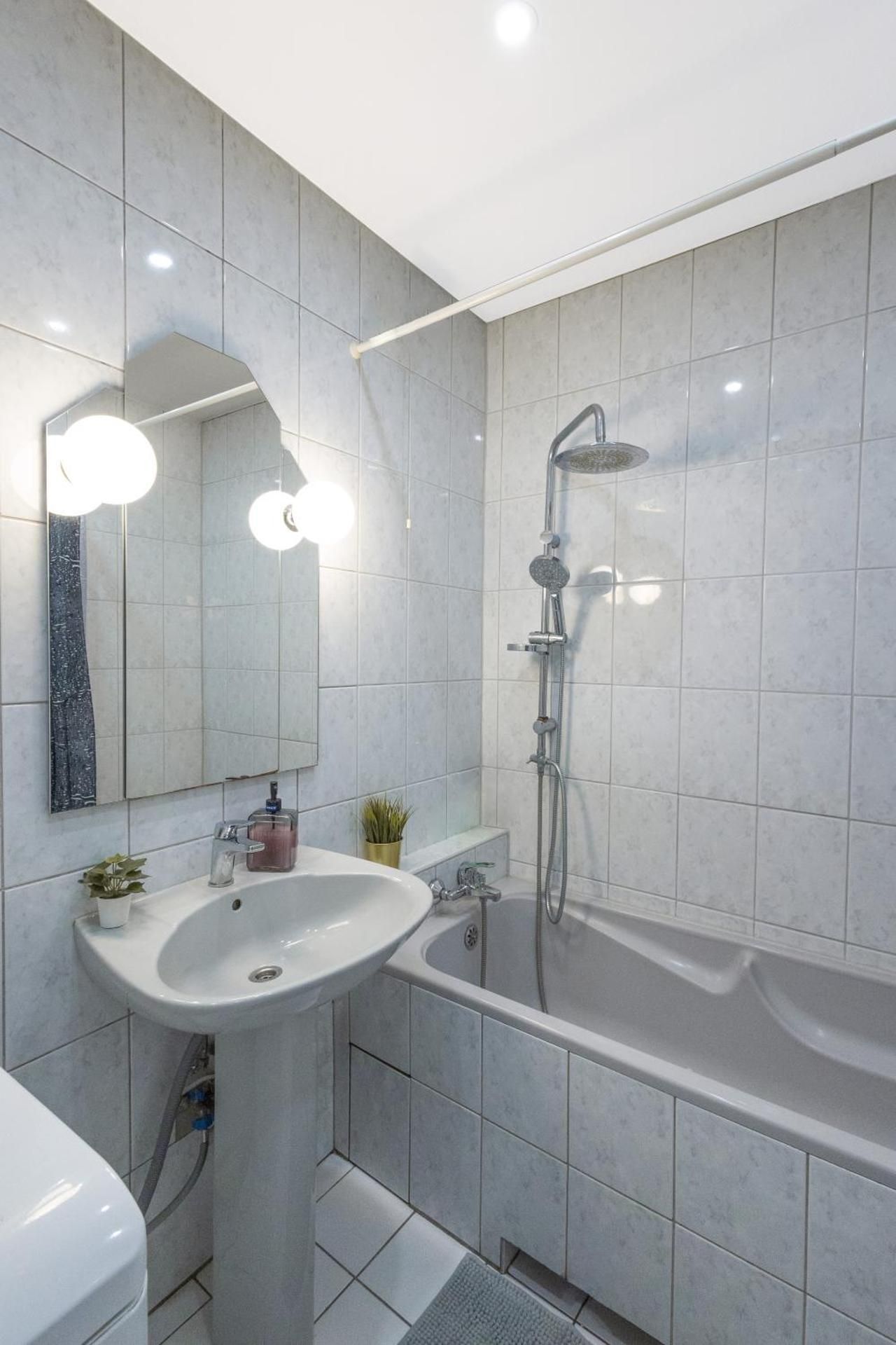 Standard Double Room with Shared Bathroom
