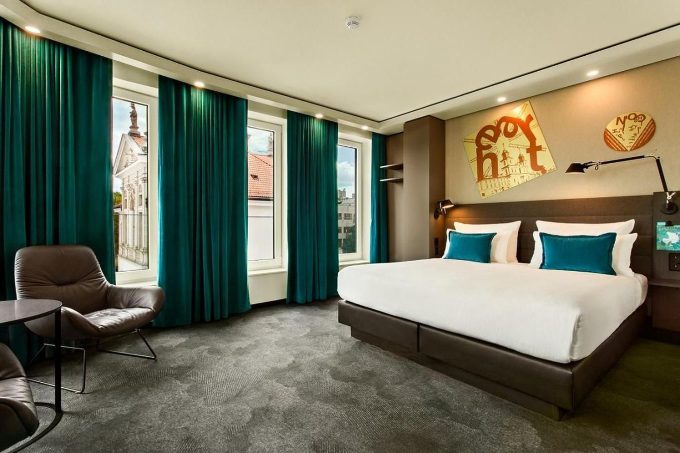 Superior King Room