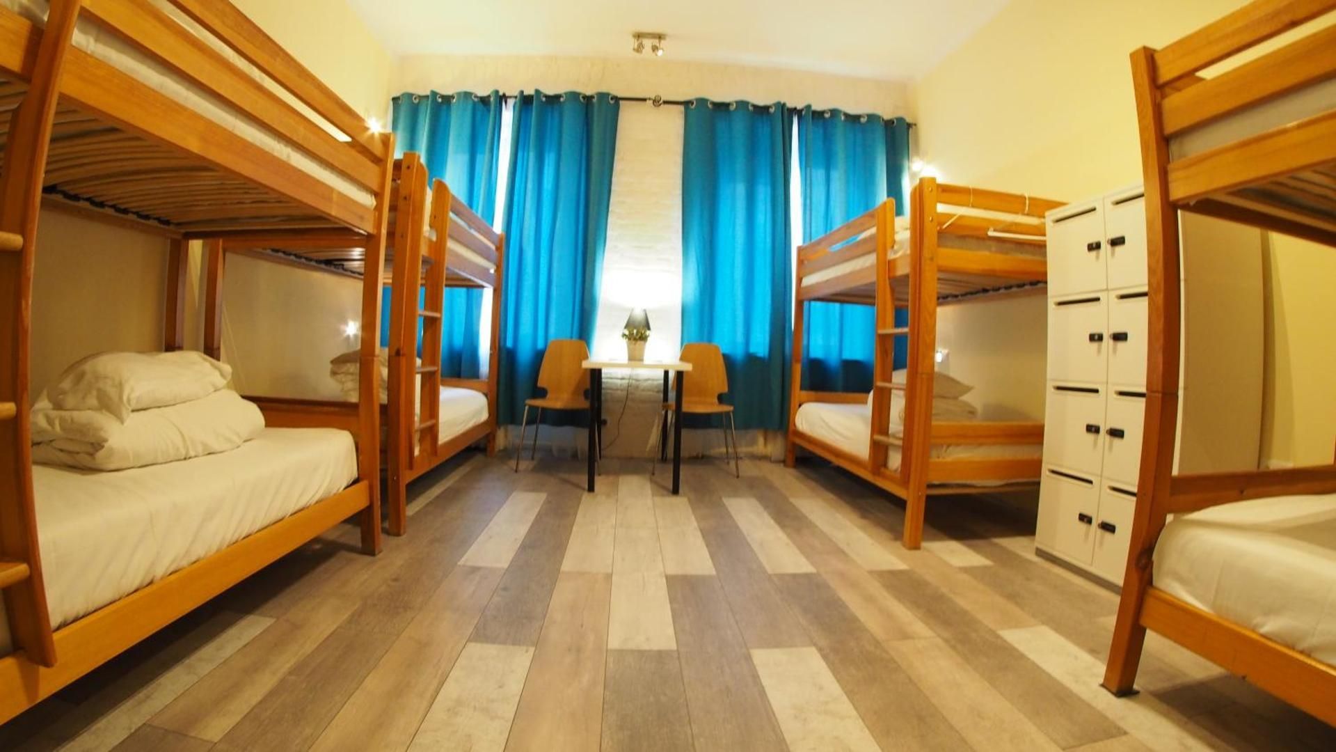 Bed in 8-Bed Mixed Dormitory Room