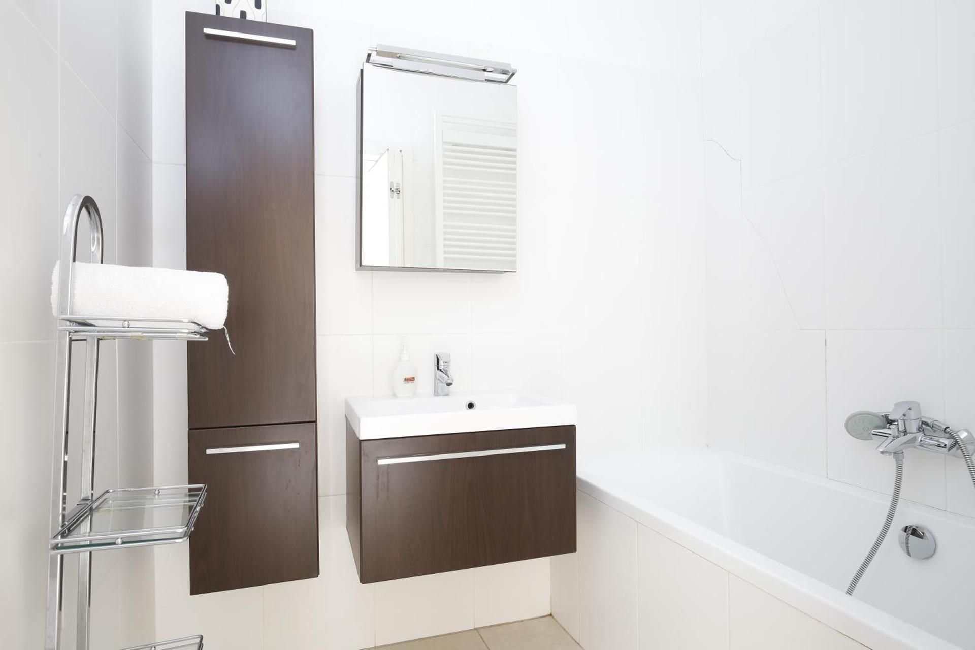 Studio Apartment