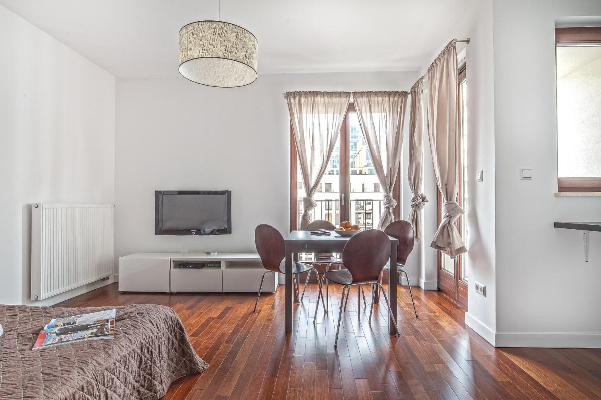 Studio Apartment
