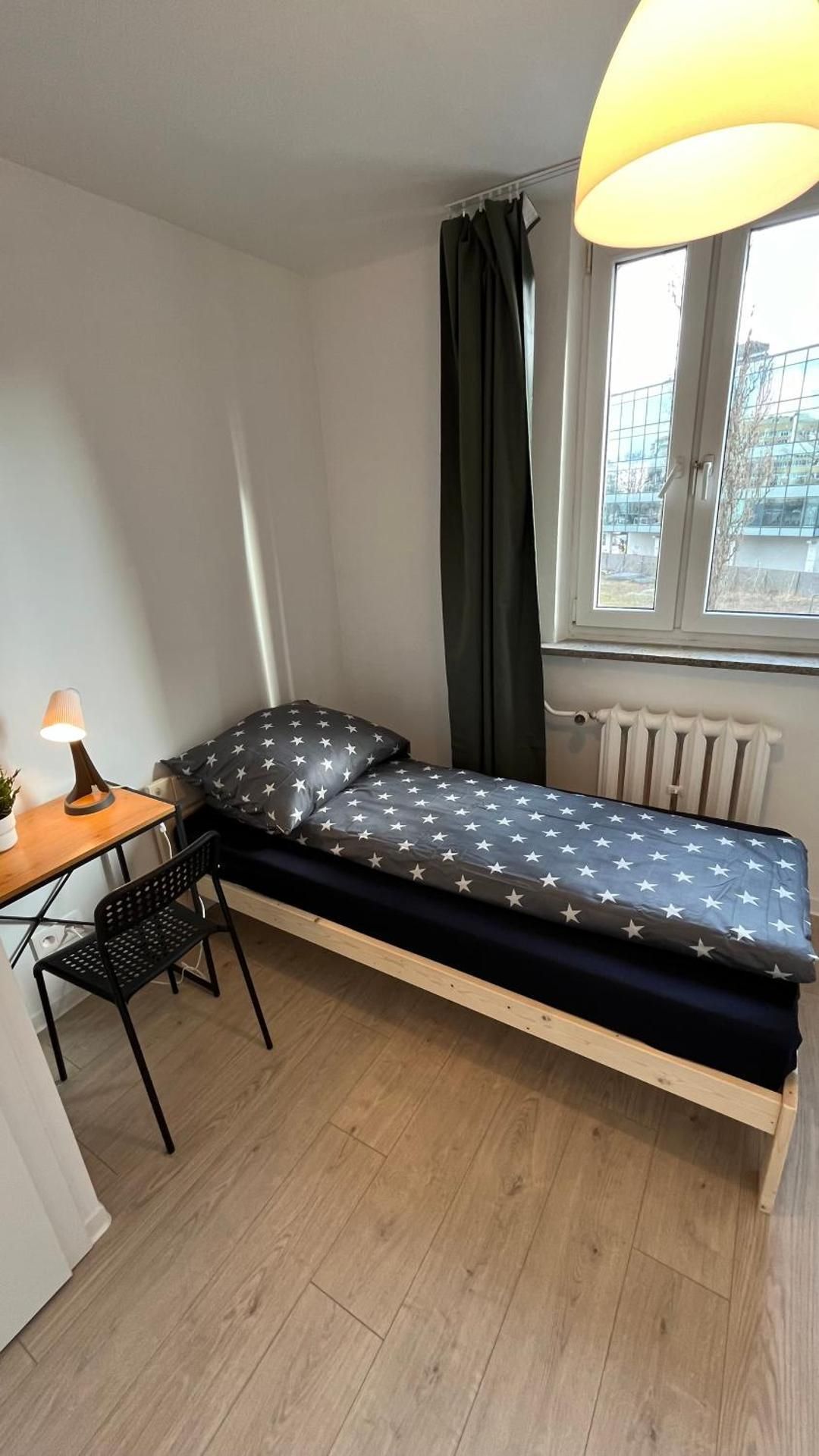 Single Room with Shared Bathroom