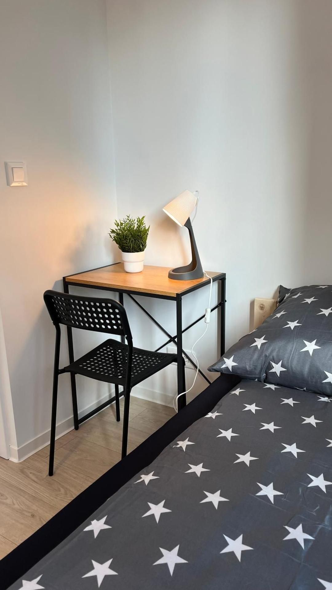 Single Room with Shared Bathroom