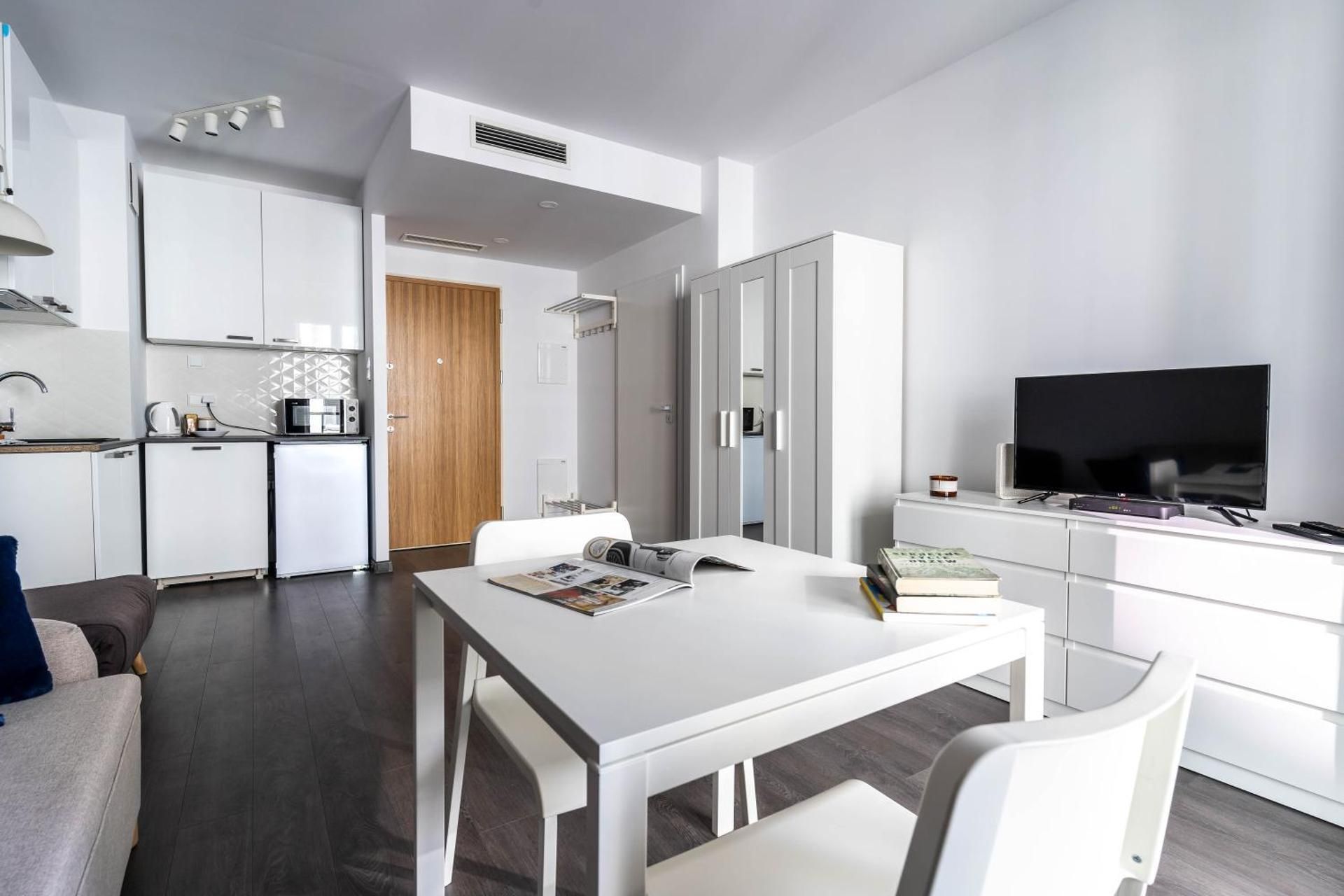Studio Apartment with Balcony