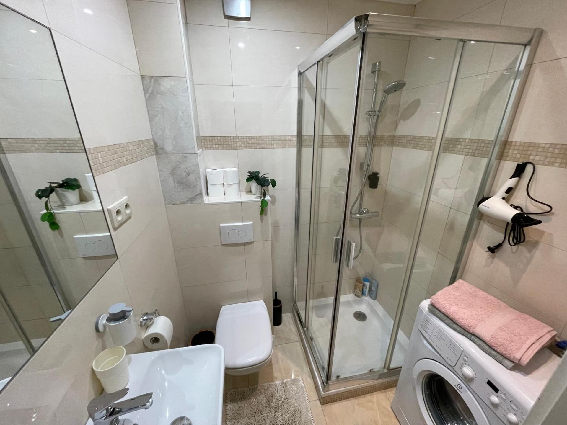 ComeWa Apartments