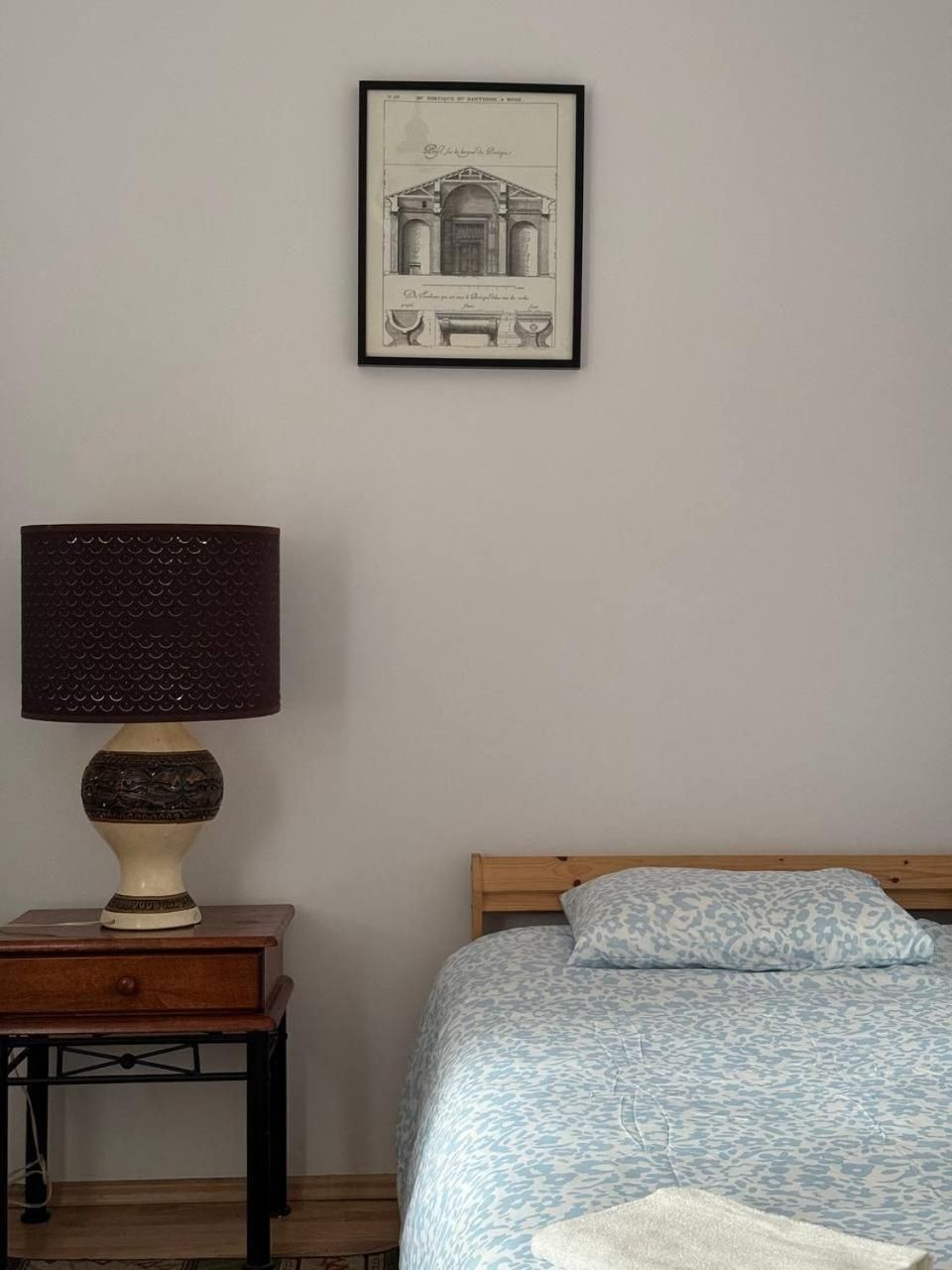 Single Room with Shared Bathroom