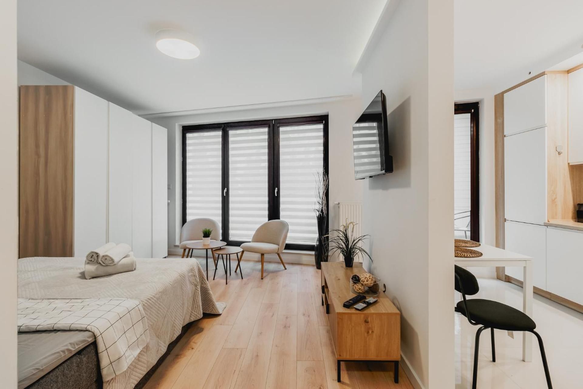 Studio Apartment