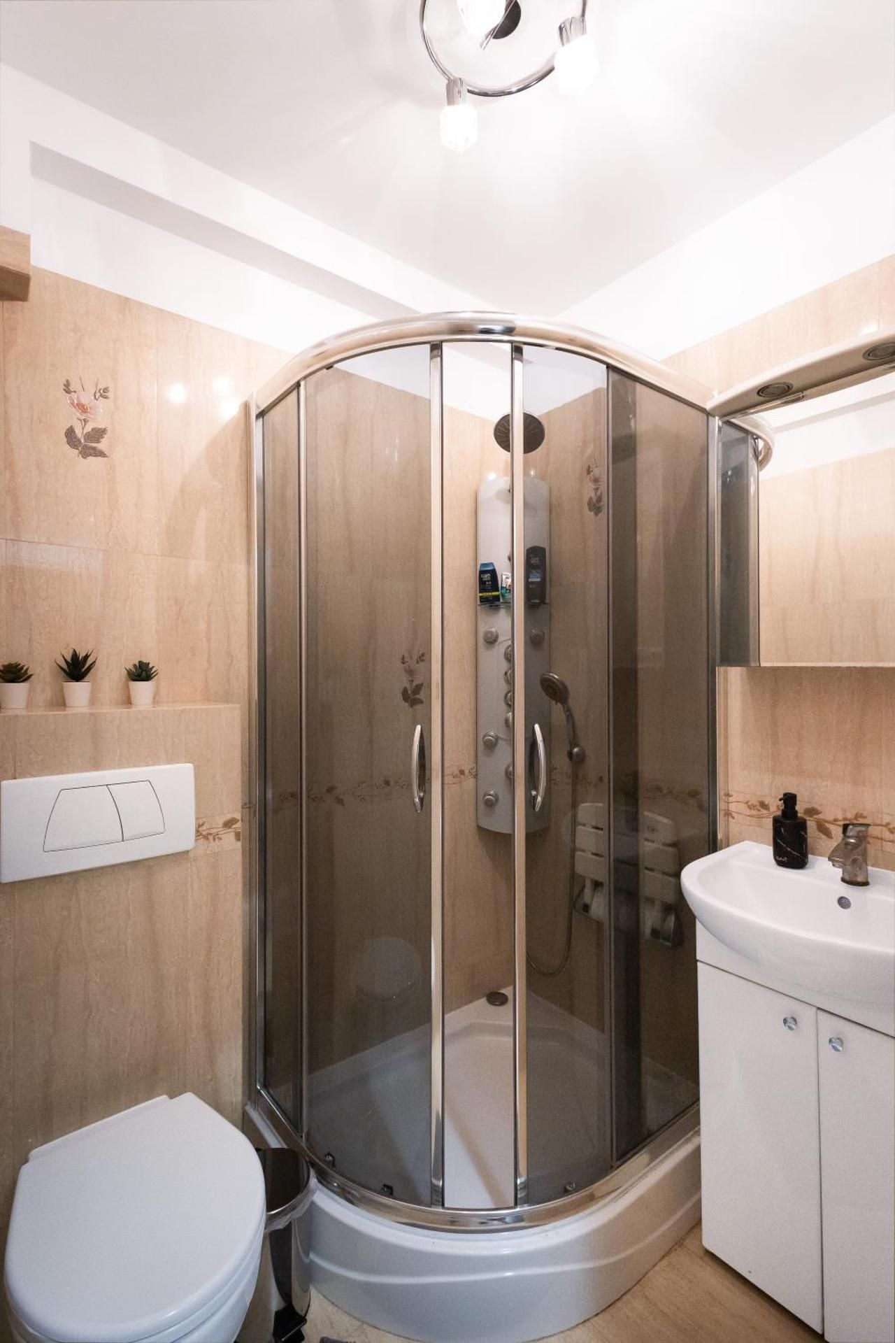 Standard Double Room with Shared Bathroom