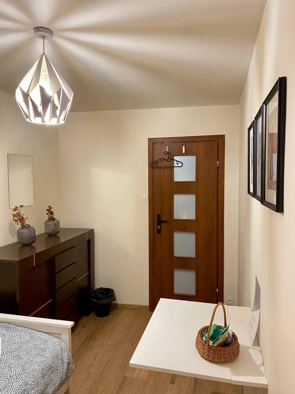 Single Room with Shared Bathroom