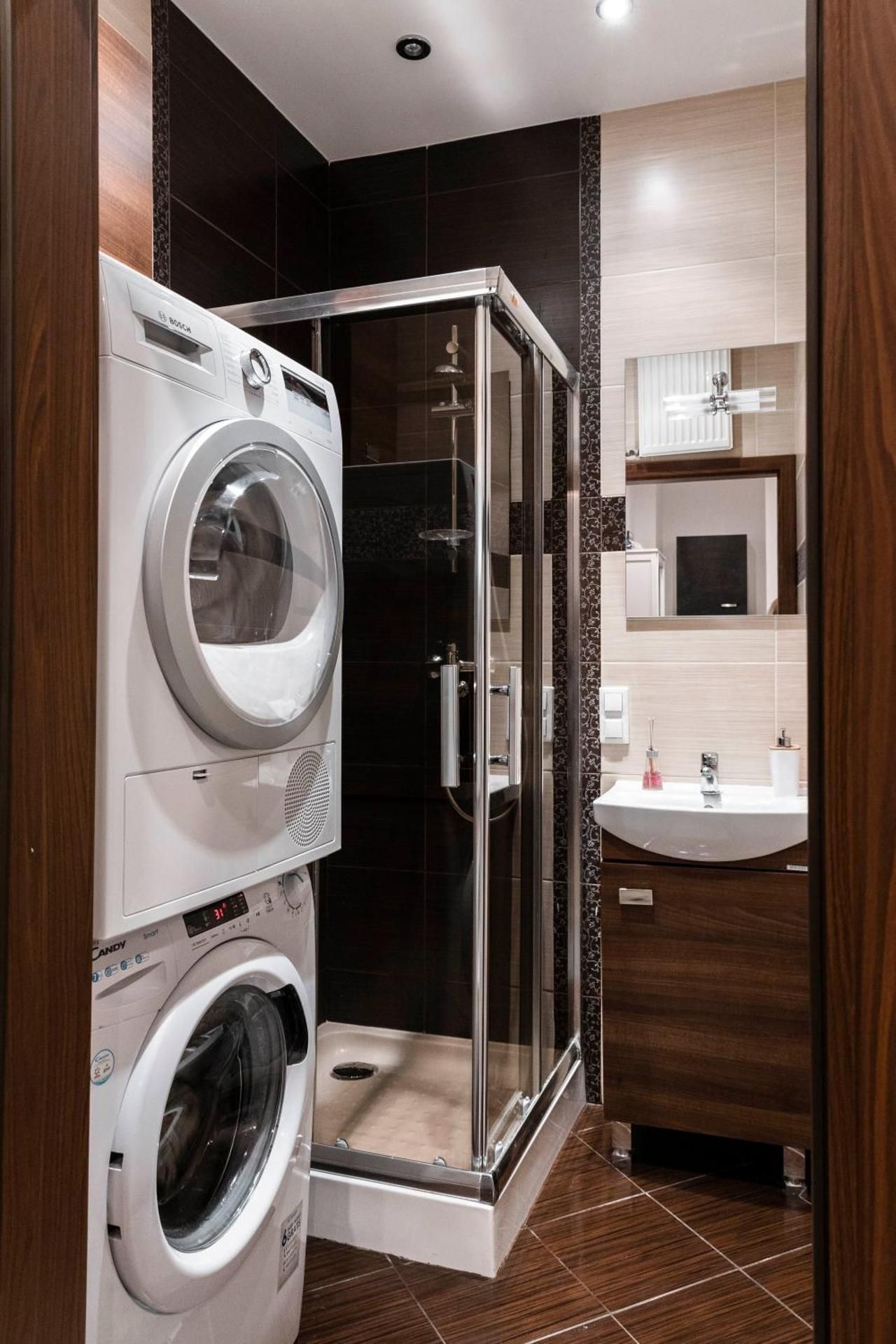 Double Room with Shared Toilet