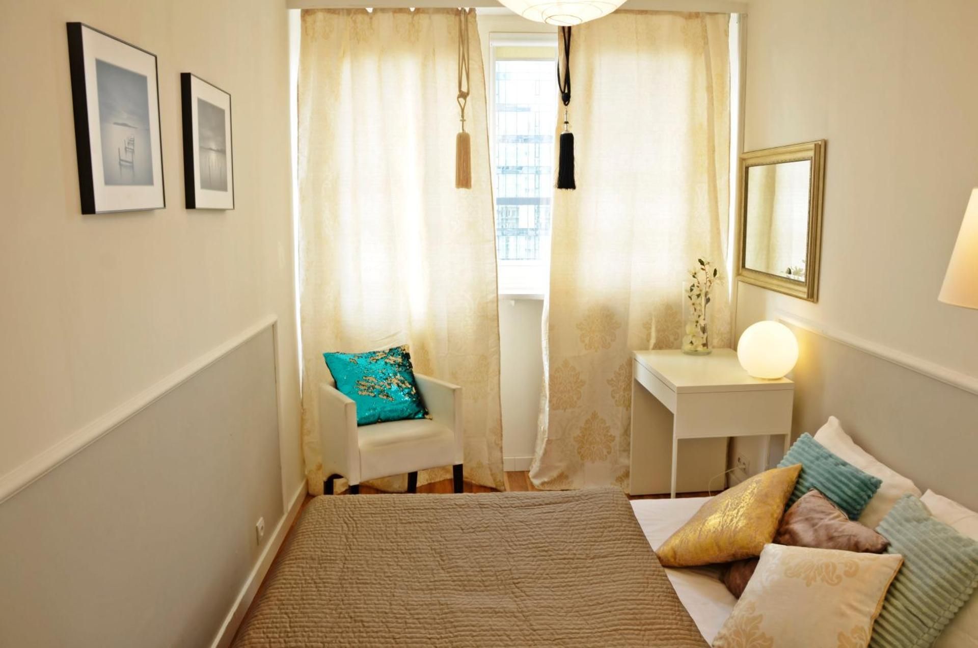 Double or Twin Room with Shared Bathroom