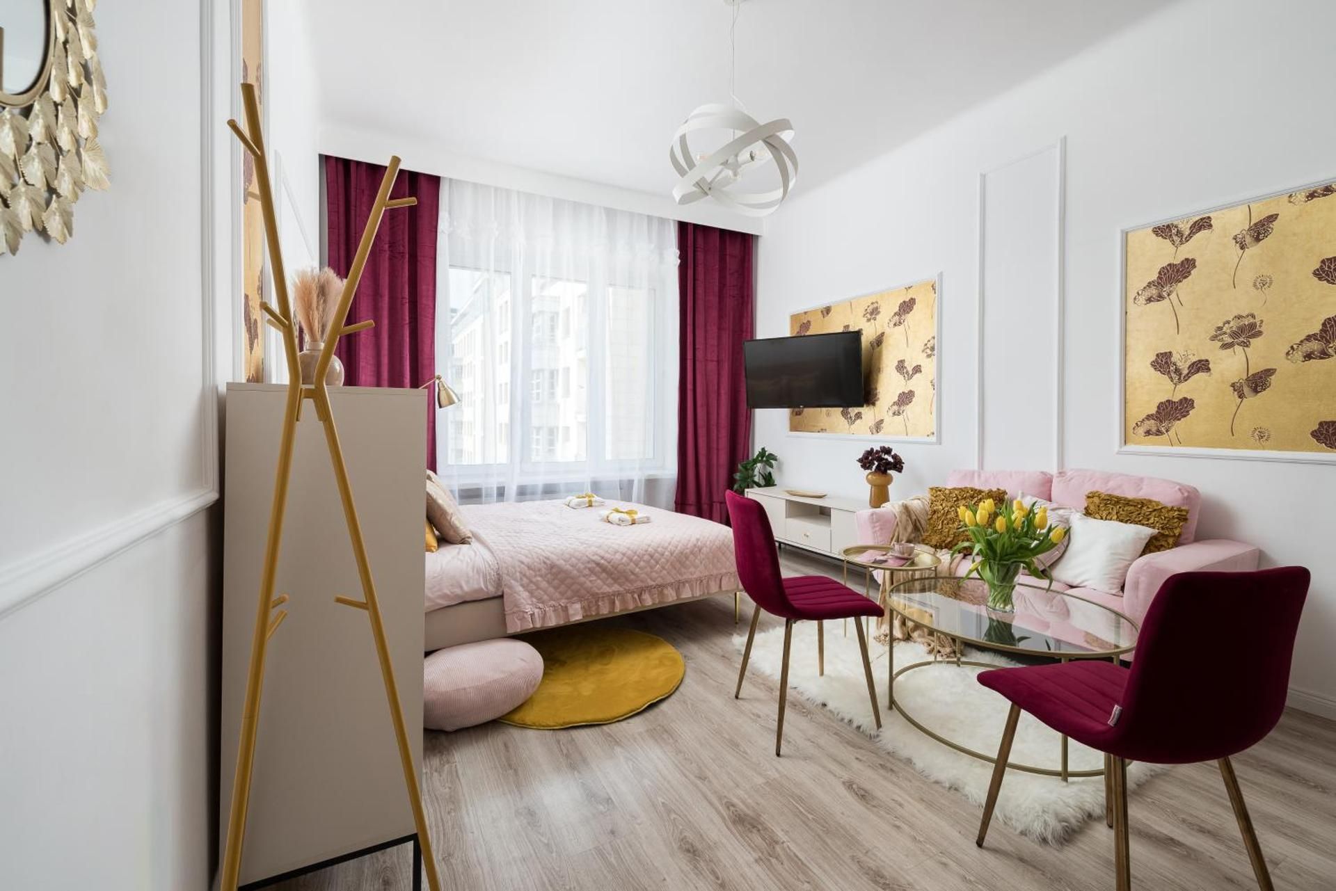 One-Bedroom Apartment