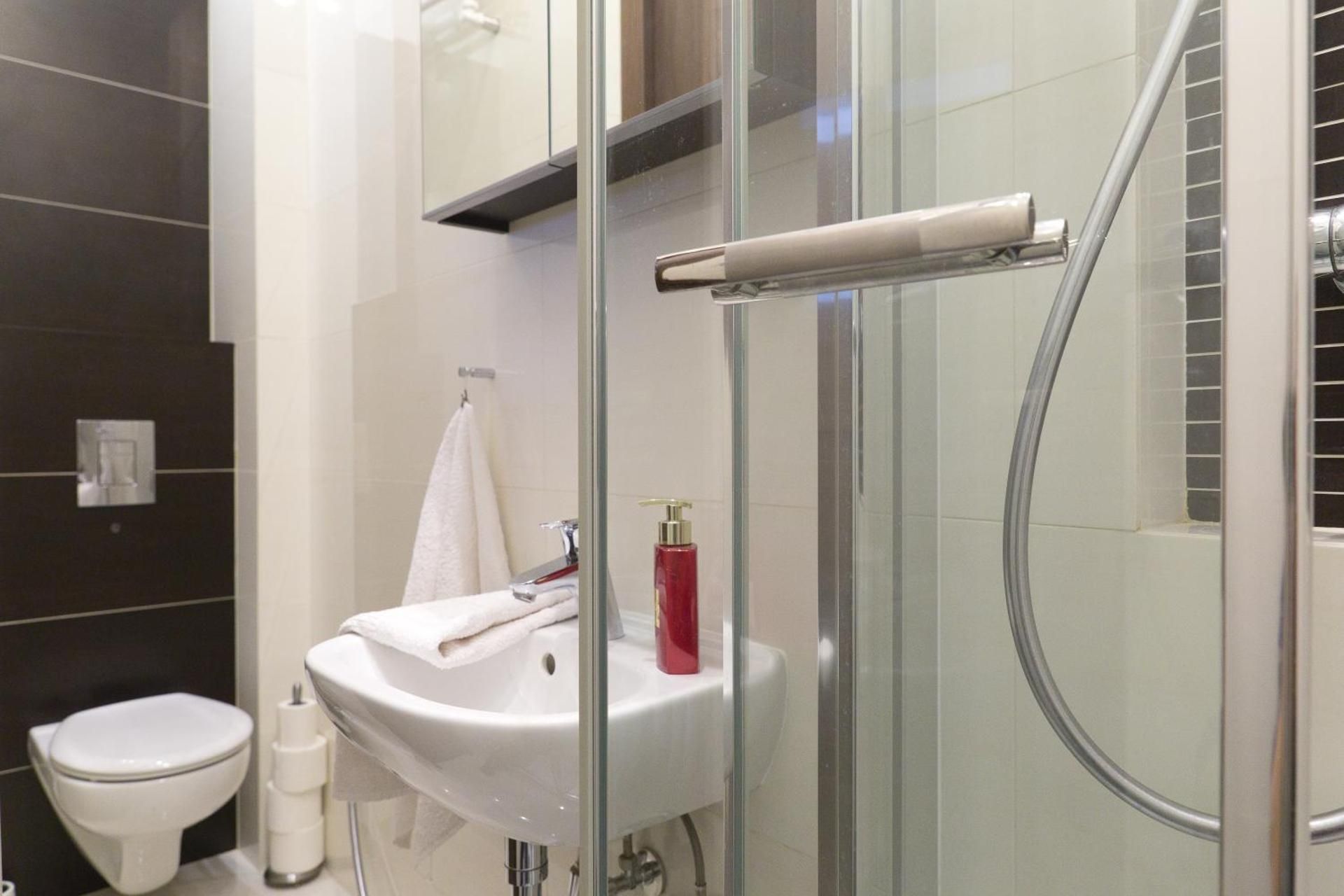 One-Bedroom Apartment - Chmielna Street