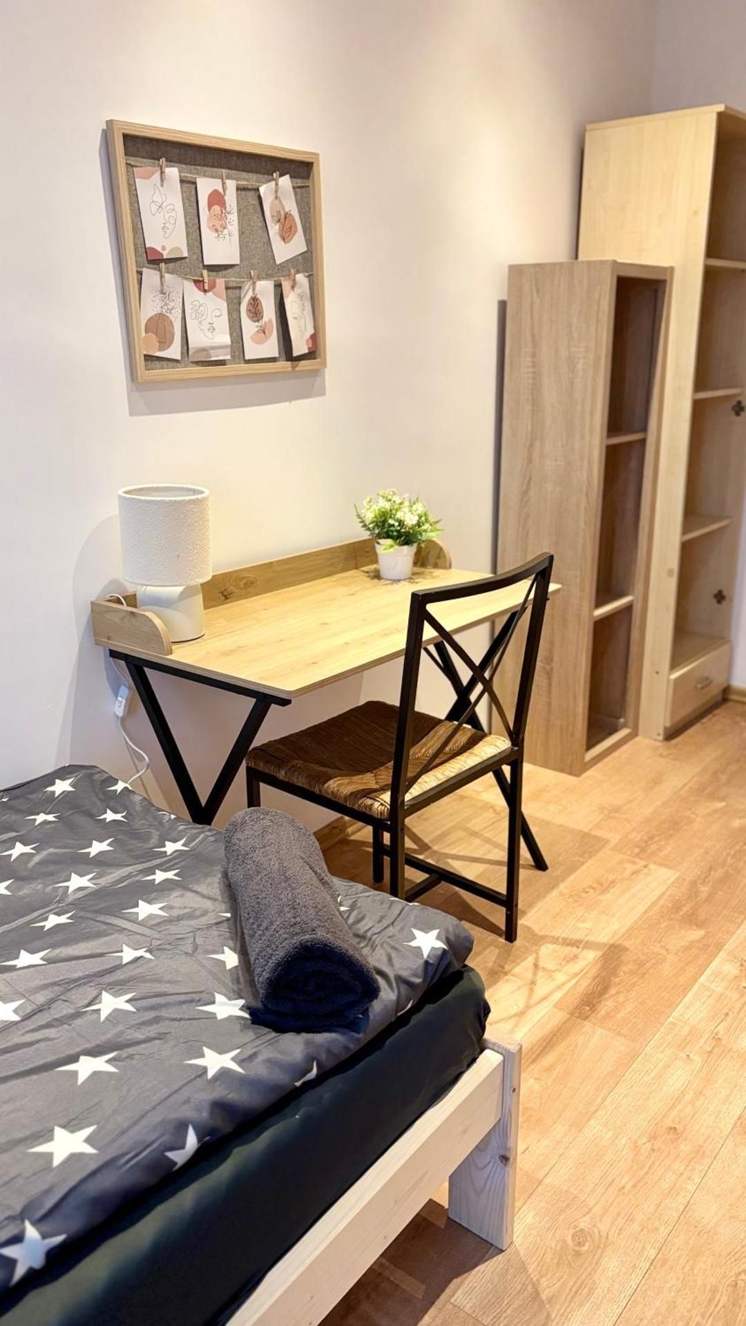 Single Room with Shared Bathroom
