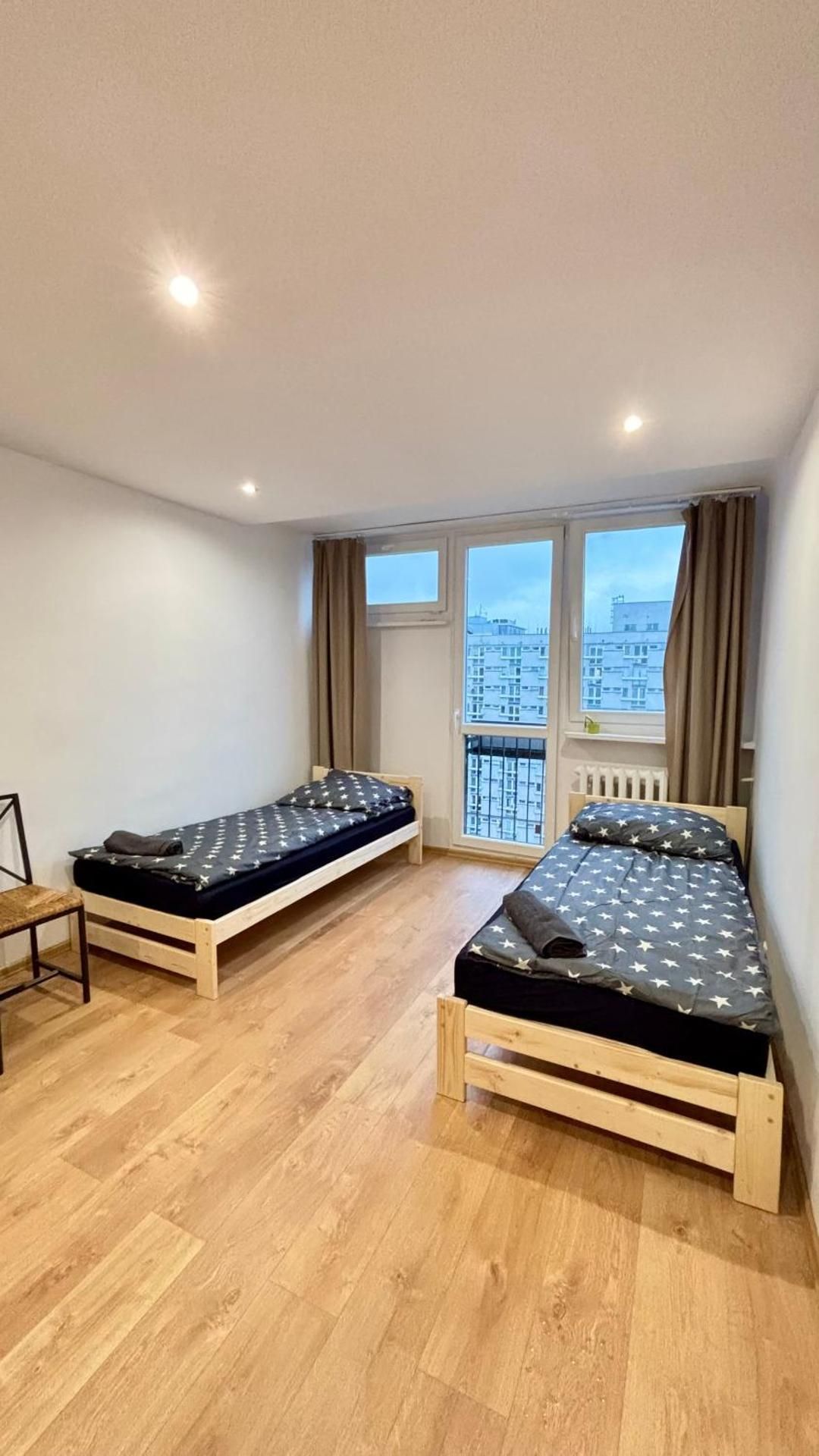 Standard Twin Room with Shared Bathroom
